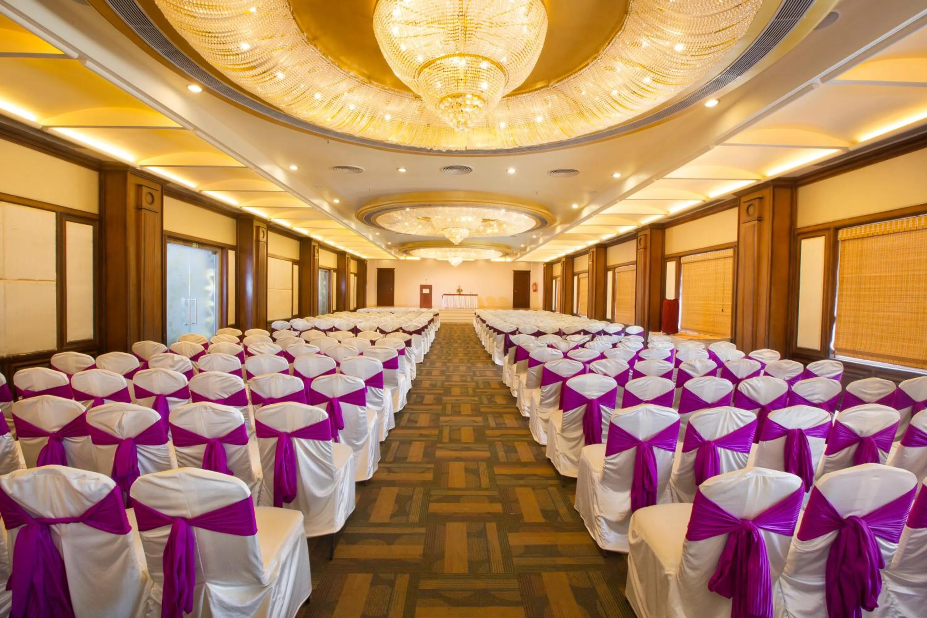 Banquet/Function facilities in Hotel Atithi