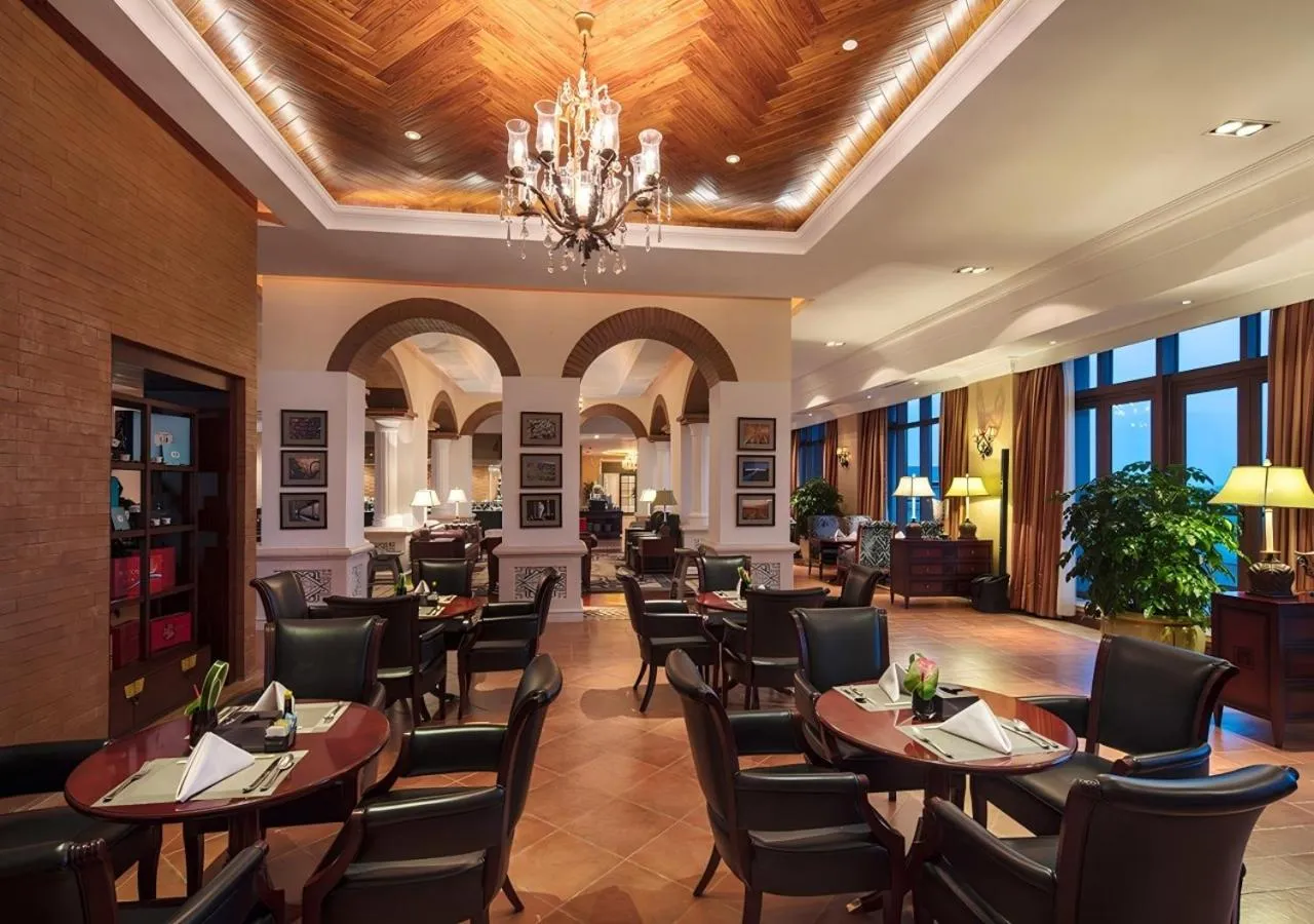 Restaurant/places to eat in Seaview Resort Xiamen