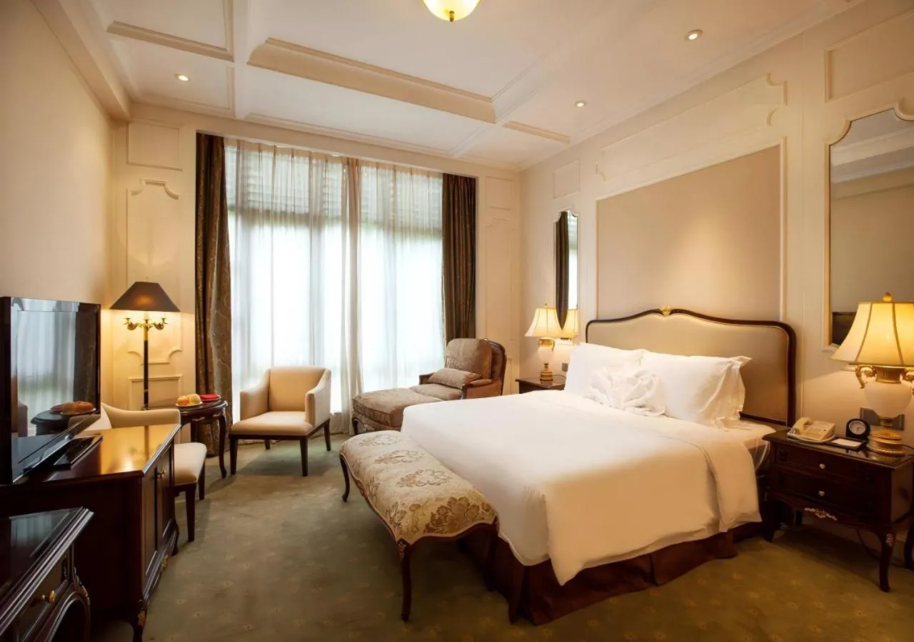 King Room with Mountain View in Seaview Resort Xiamen