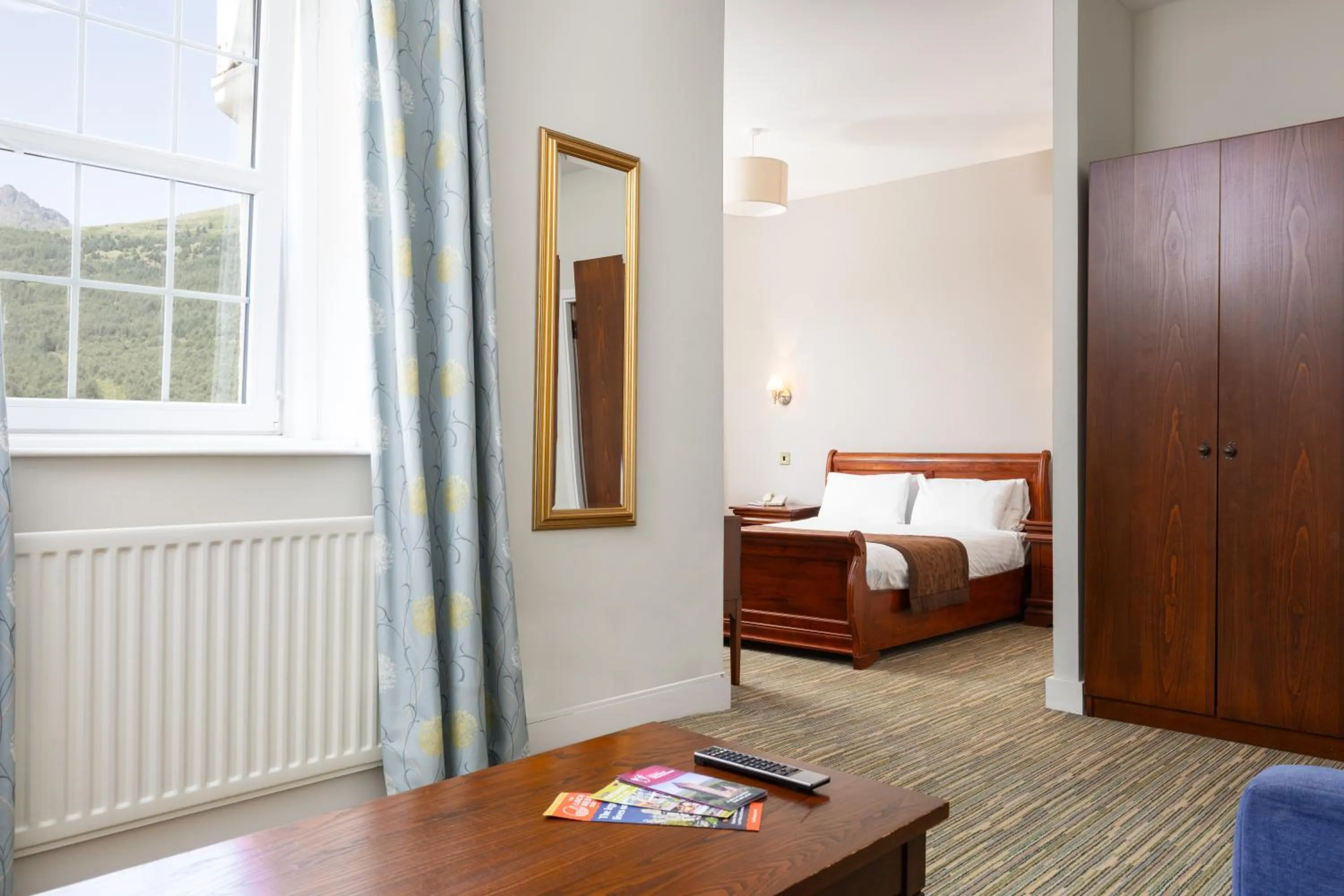 Lake view, Bed in Arrochar Hotel 'A Bespoke Hotel'