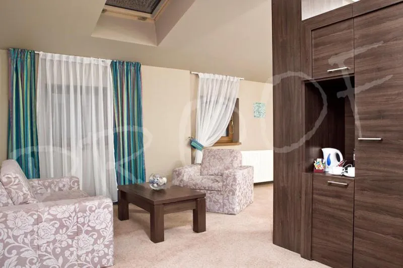 Living room, Bed in Hotel Stara Kamienica