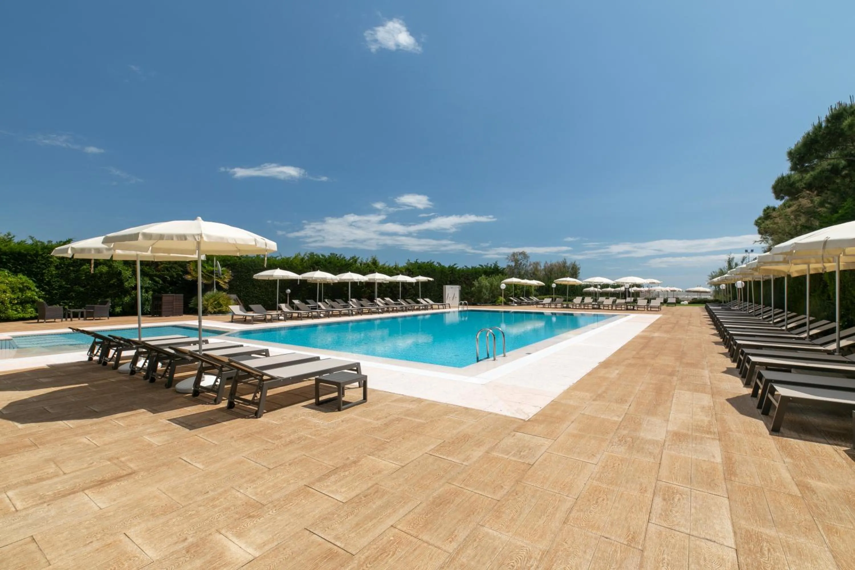 Day in Hotel Gallia & Resort