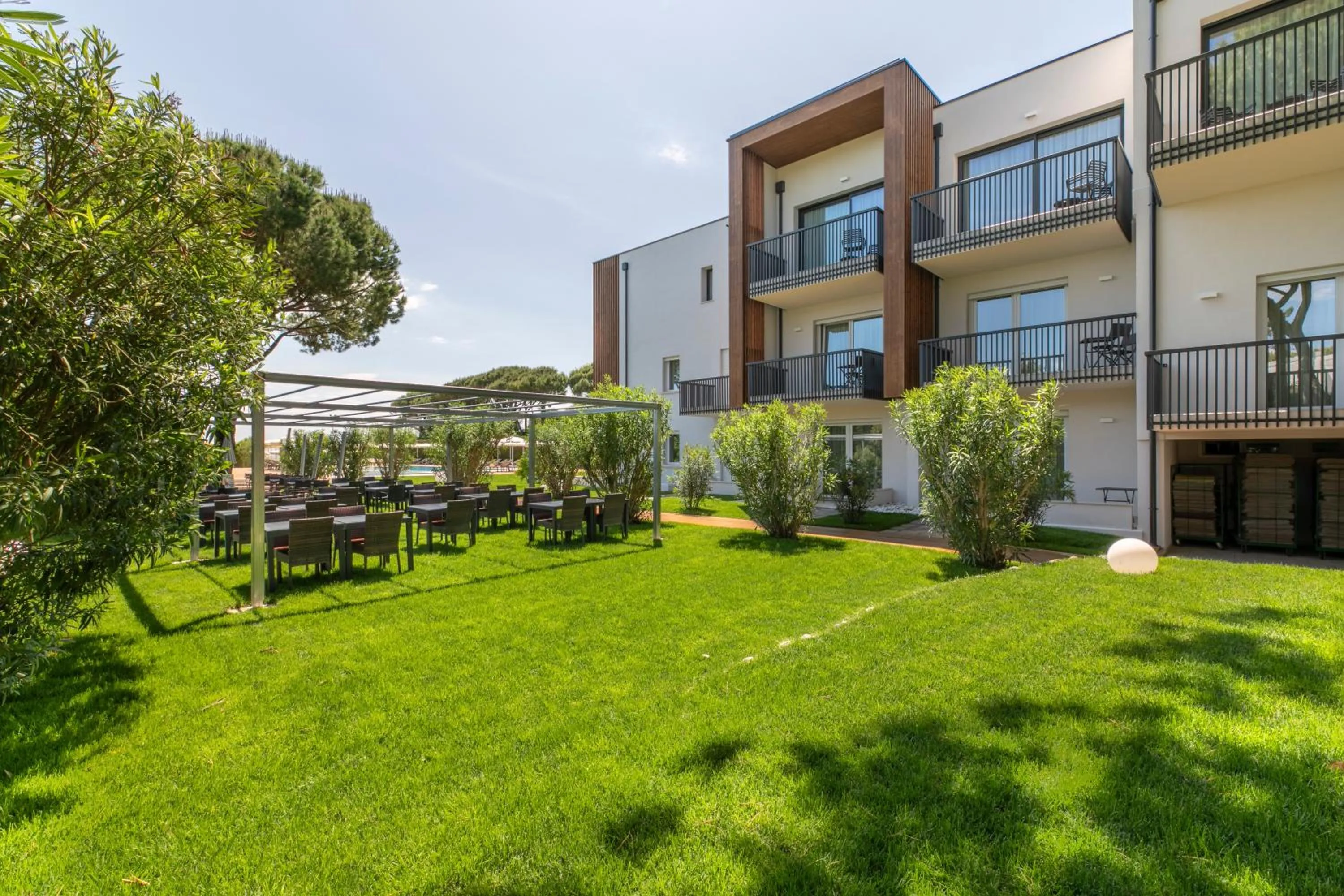 Day in Hotel Gallia & Resort