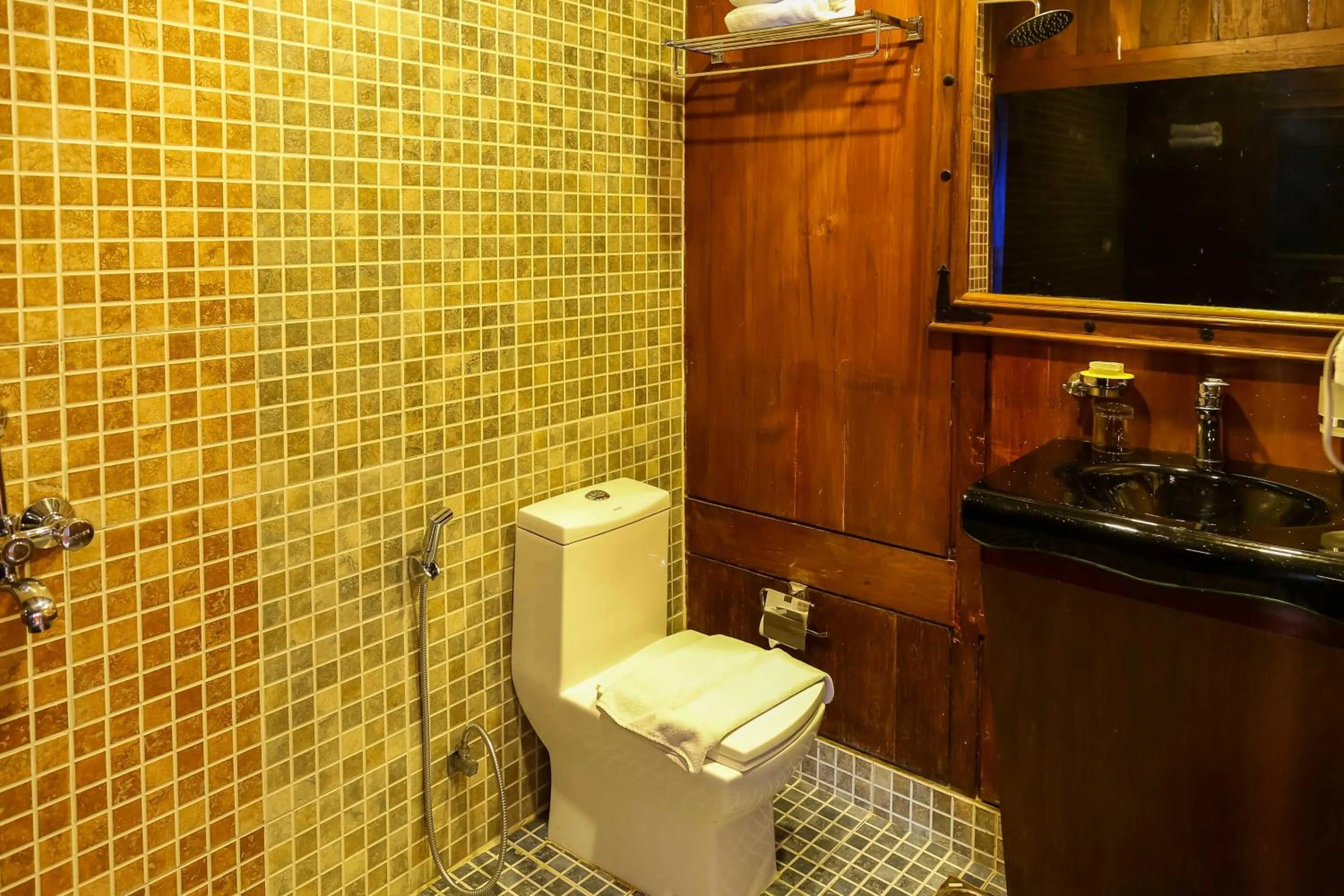 Bathroom in Poovar Island Resort