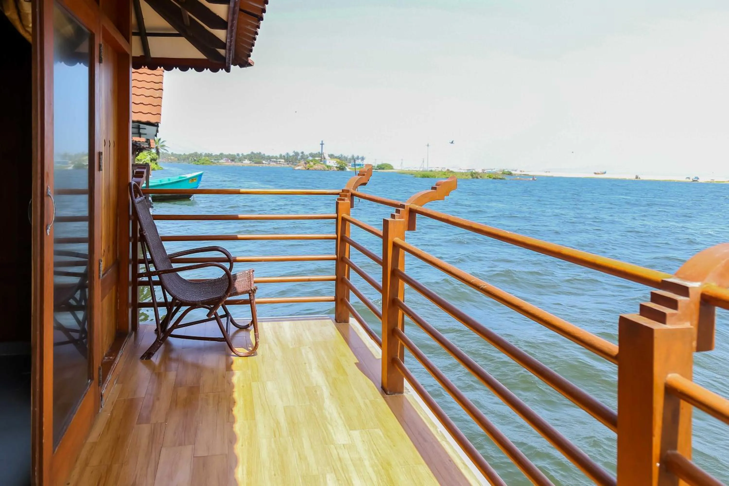 Sea view in Poovar Island Resort