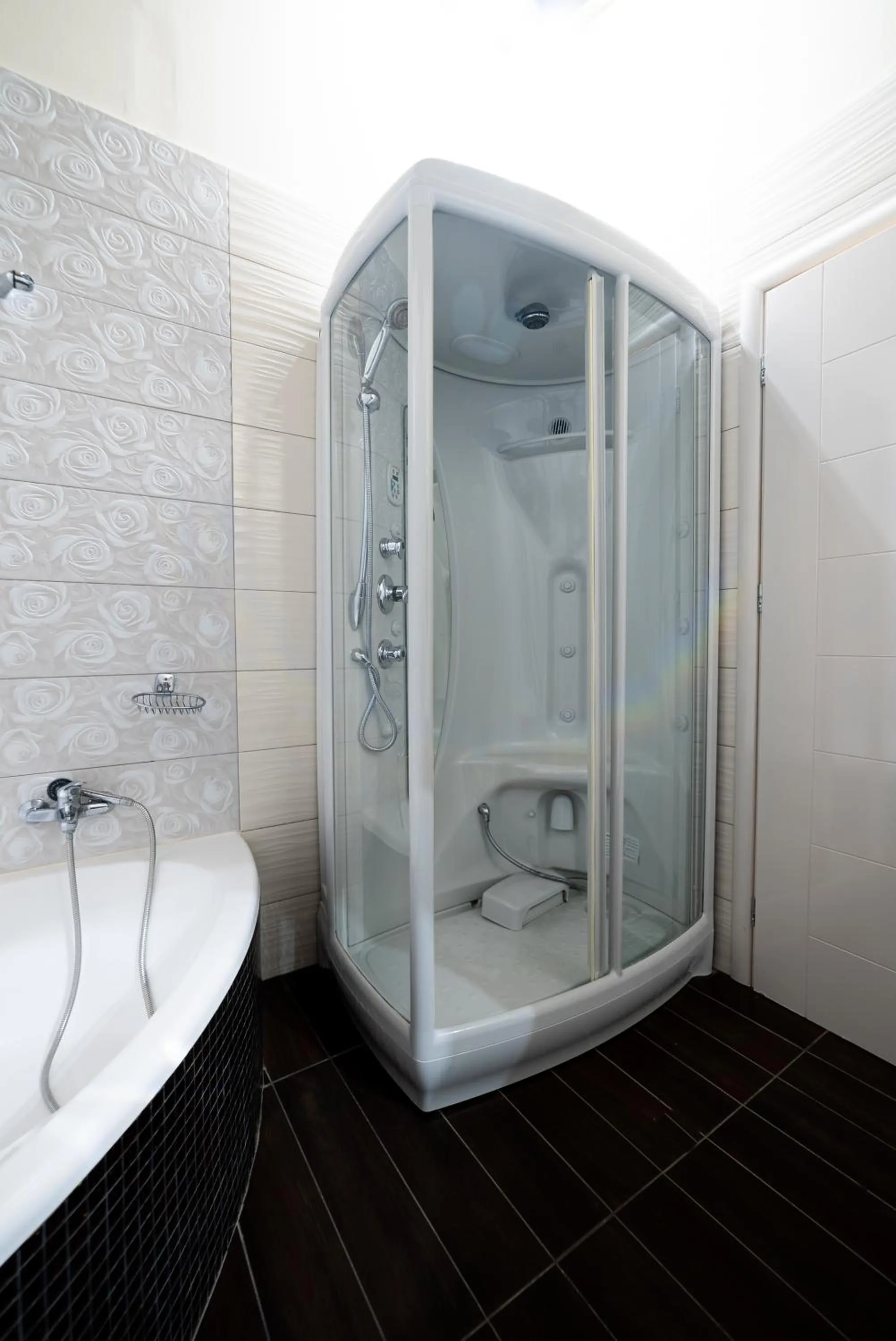 Ornella Beach Resort & Villas