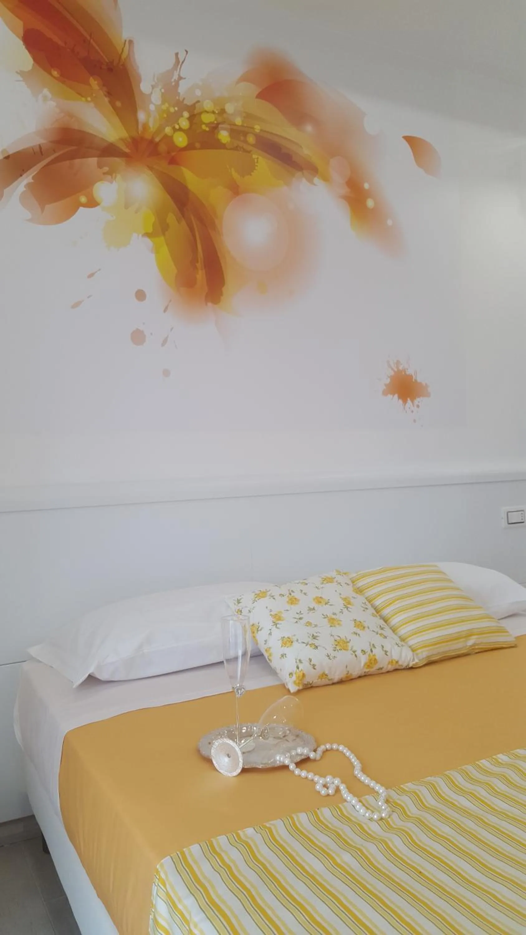 Bedroom, Bed in RESIDENZA BURMARIA Free Parking
