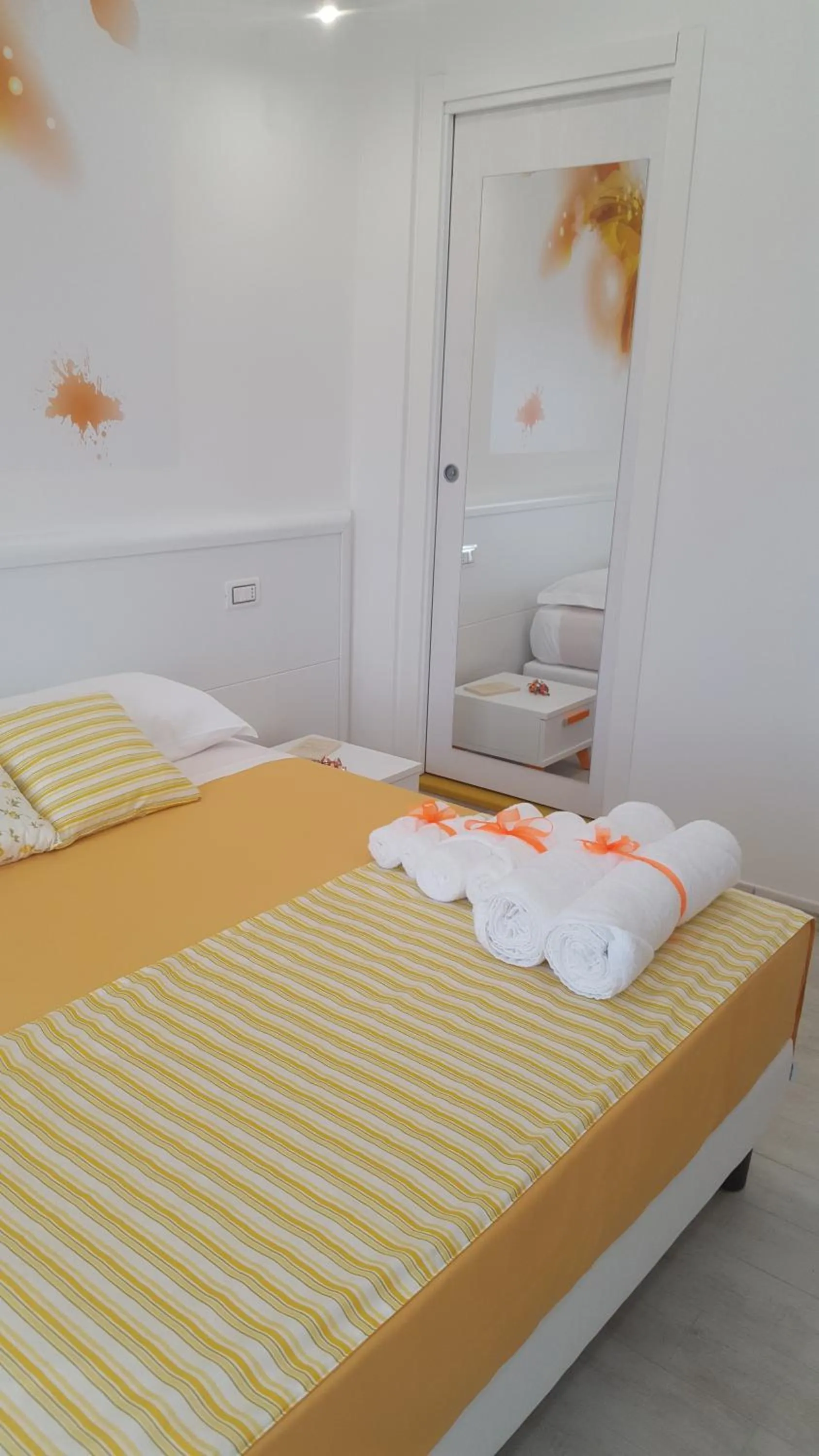 Bedroom, Bed in RESIDENZA BURMARIA Free Parking