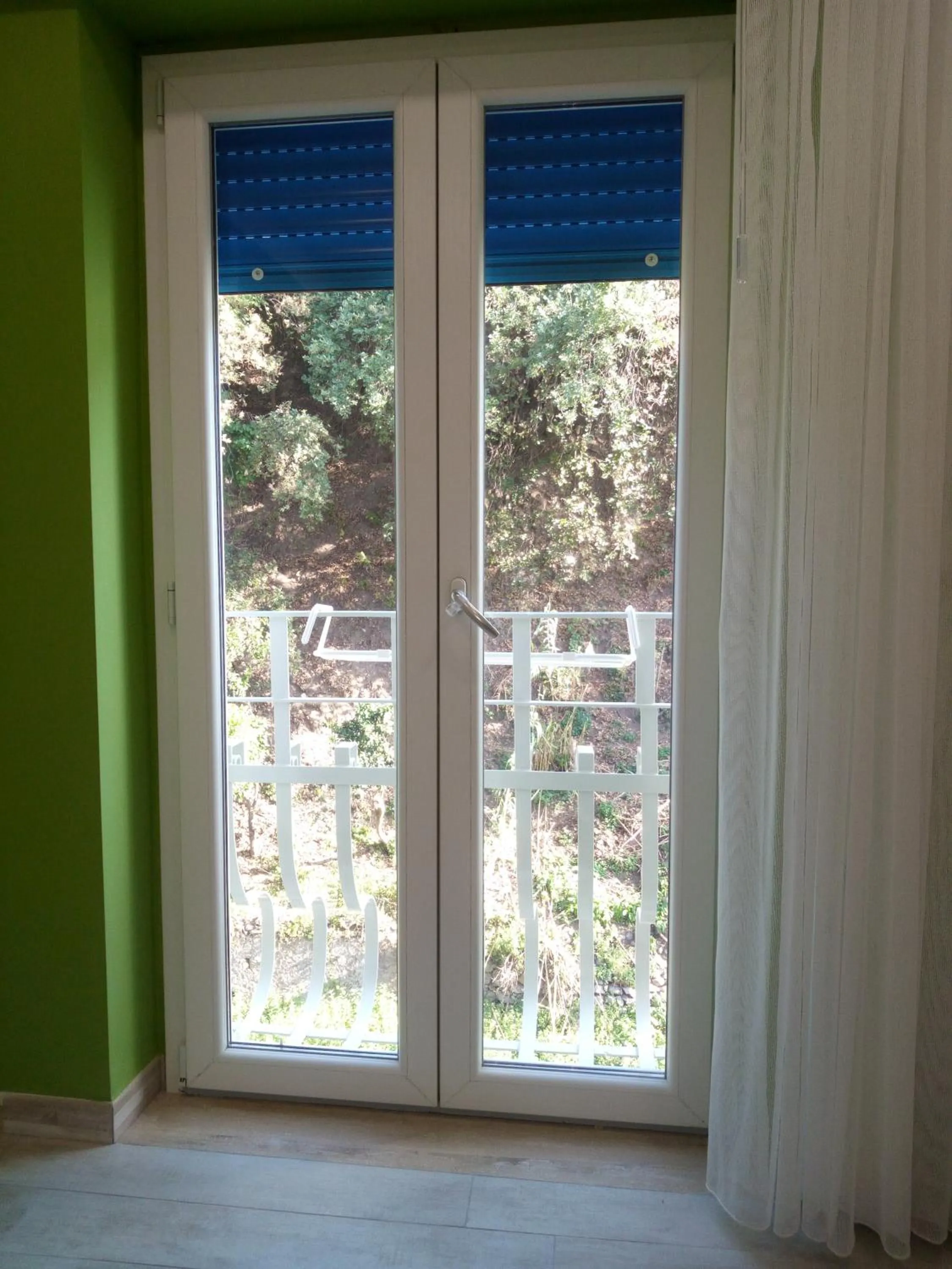 Quiet street view in RESIDENZA BURMARIA Free Parking