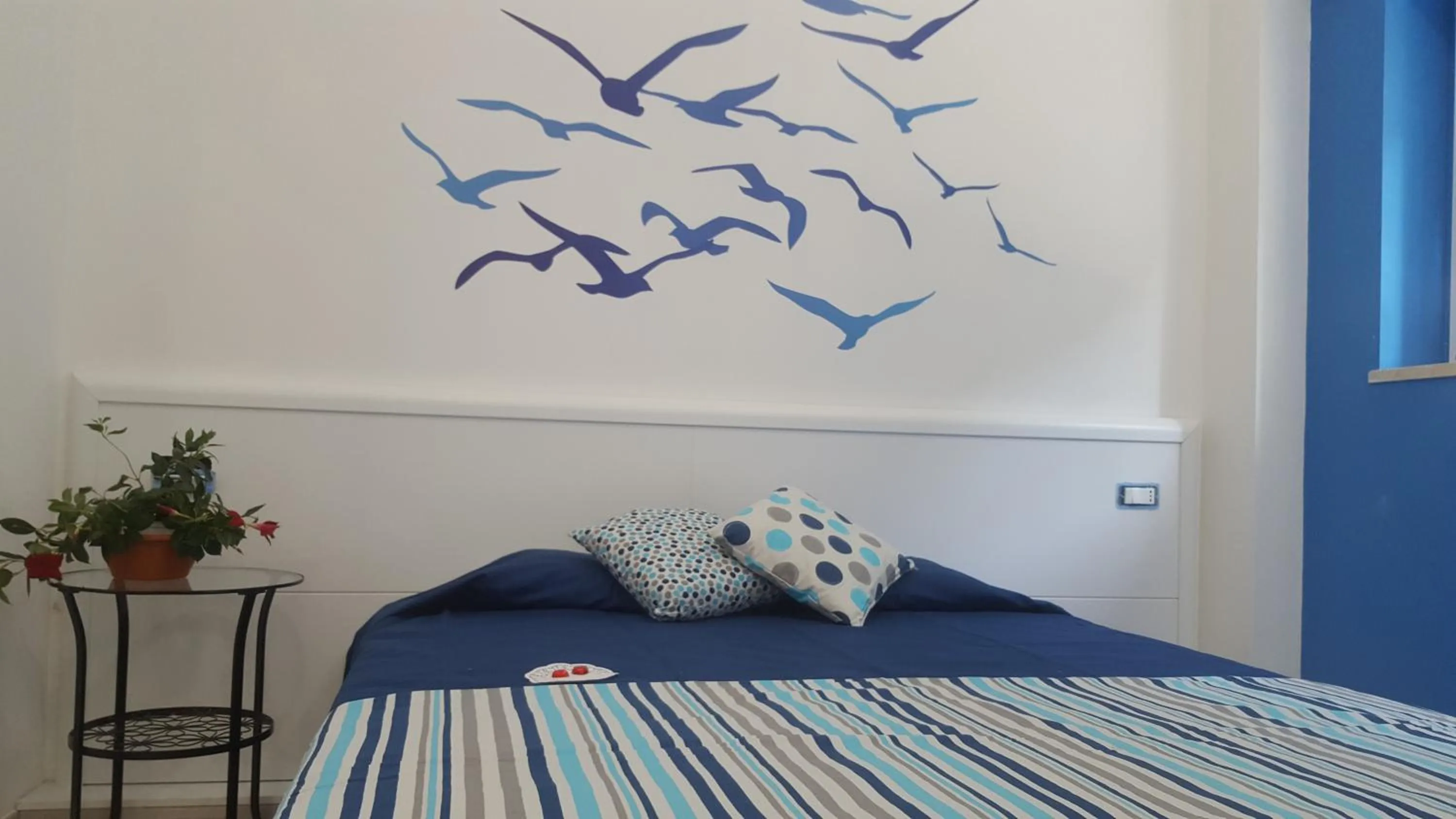 Bedroom, Bed in RESIDENZA BURMARIA Free Parking