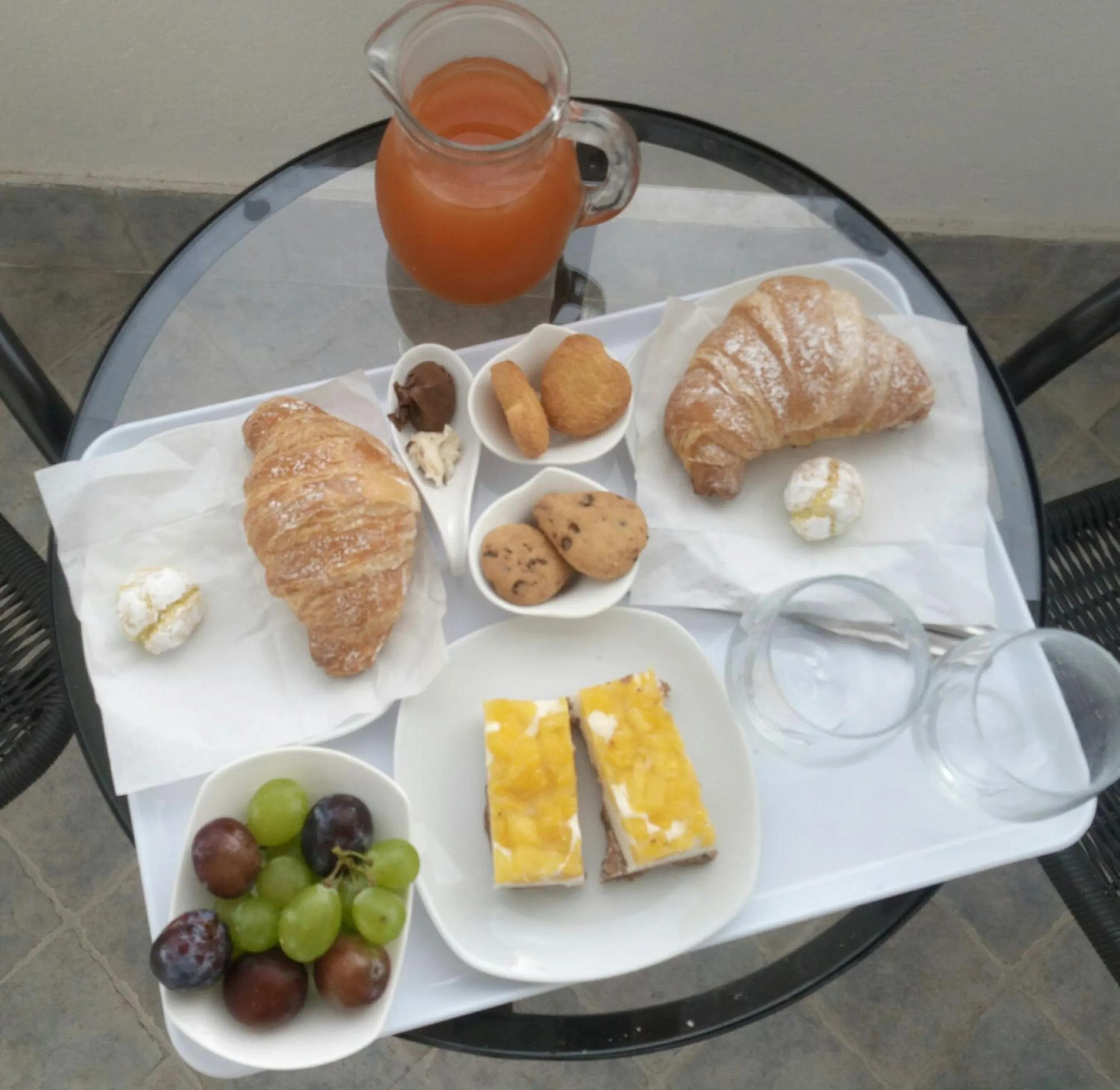 Italian breakfast in RESIDENZA BURMARIA Free Parking