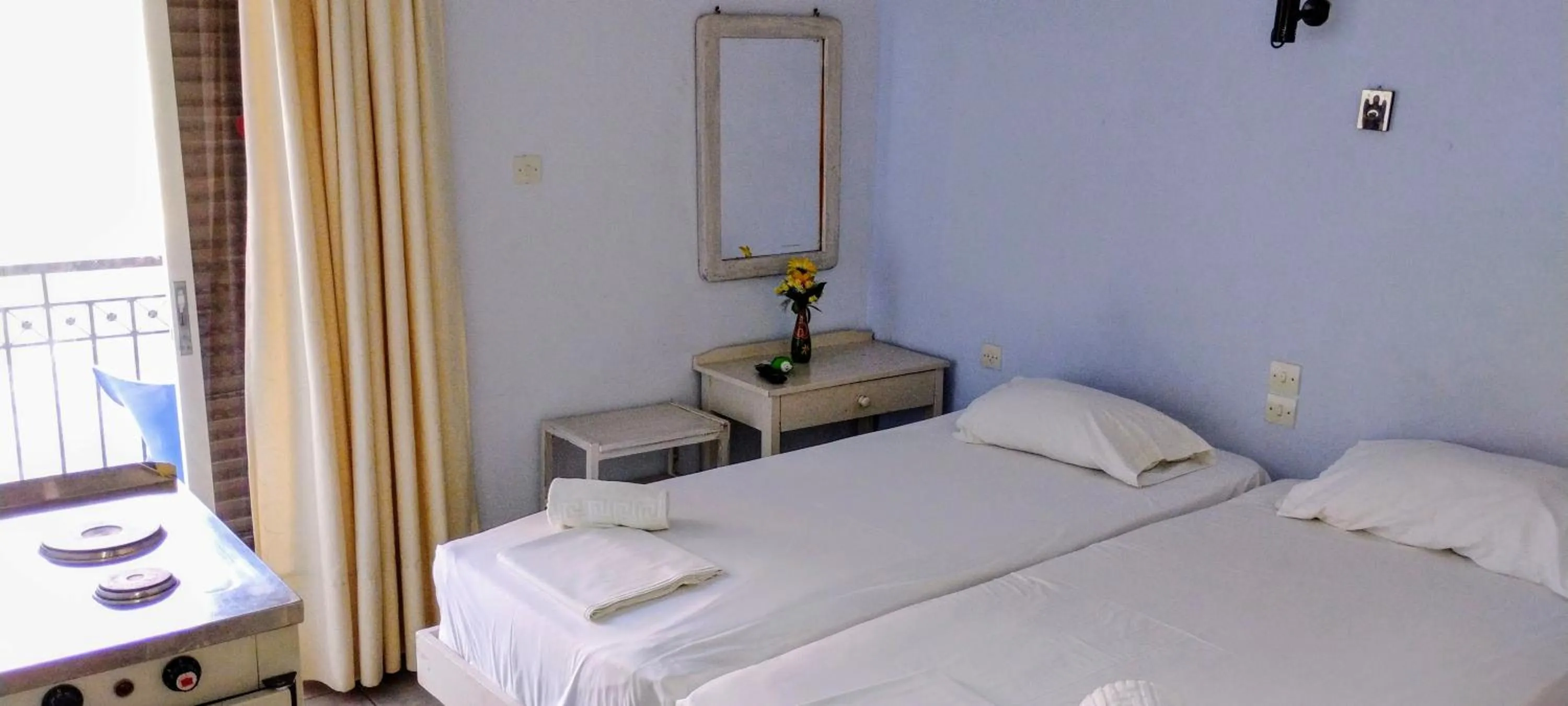 Property building, Bed in Hotel Galaxias