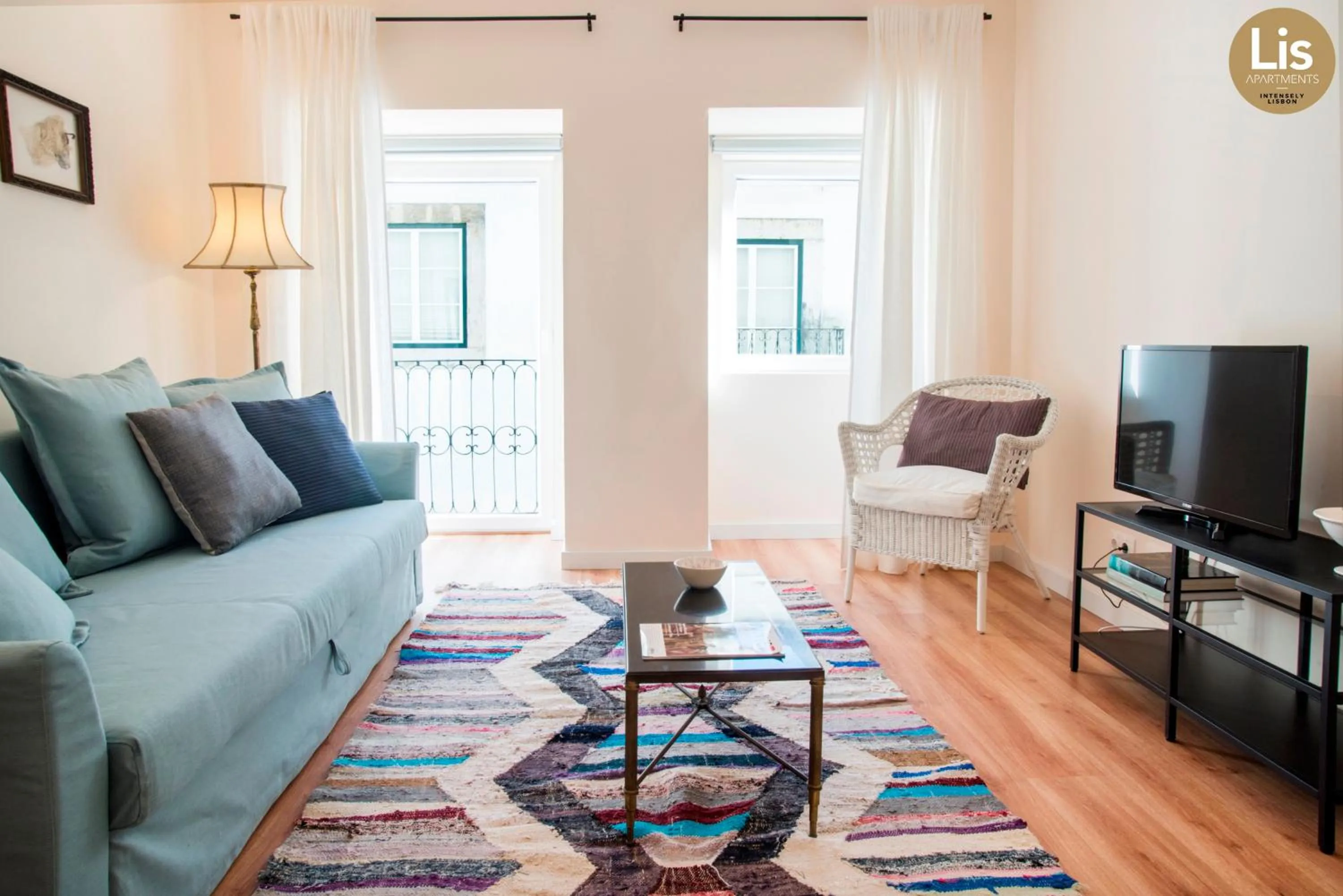 Spring in Lis Apartments