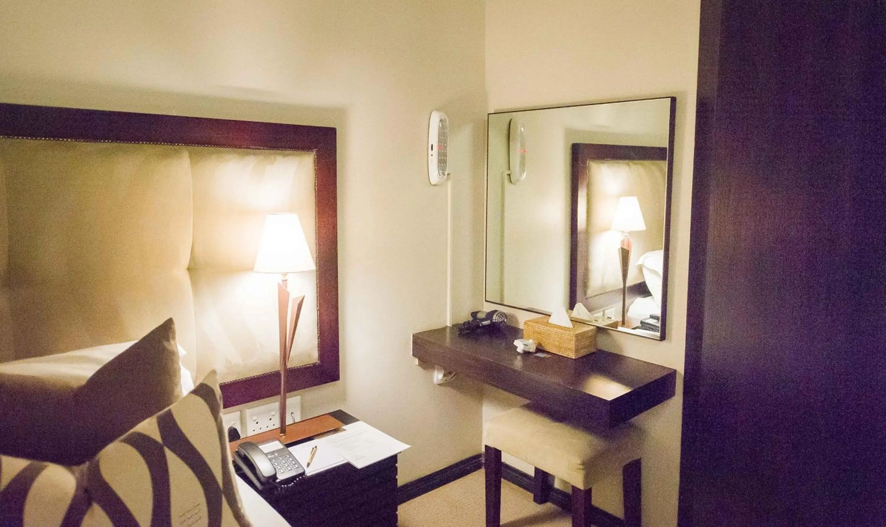 Bedroom in The Blades