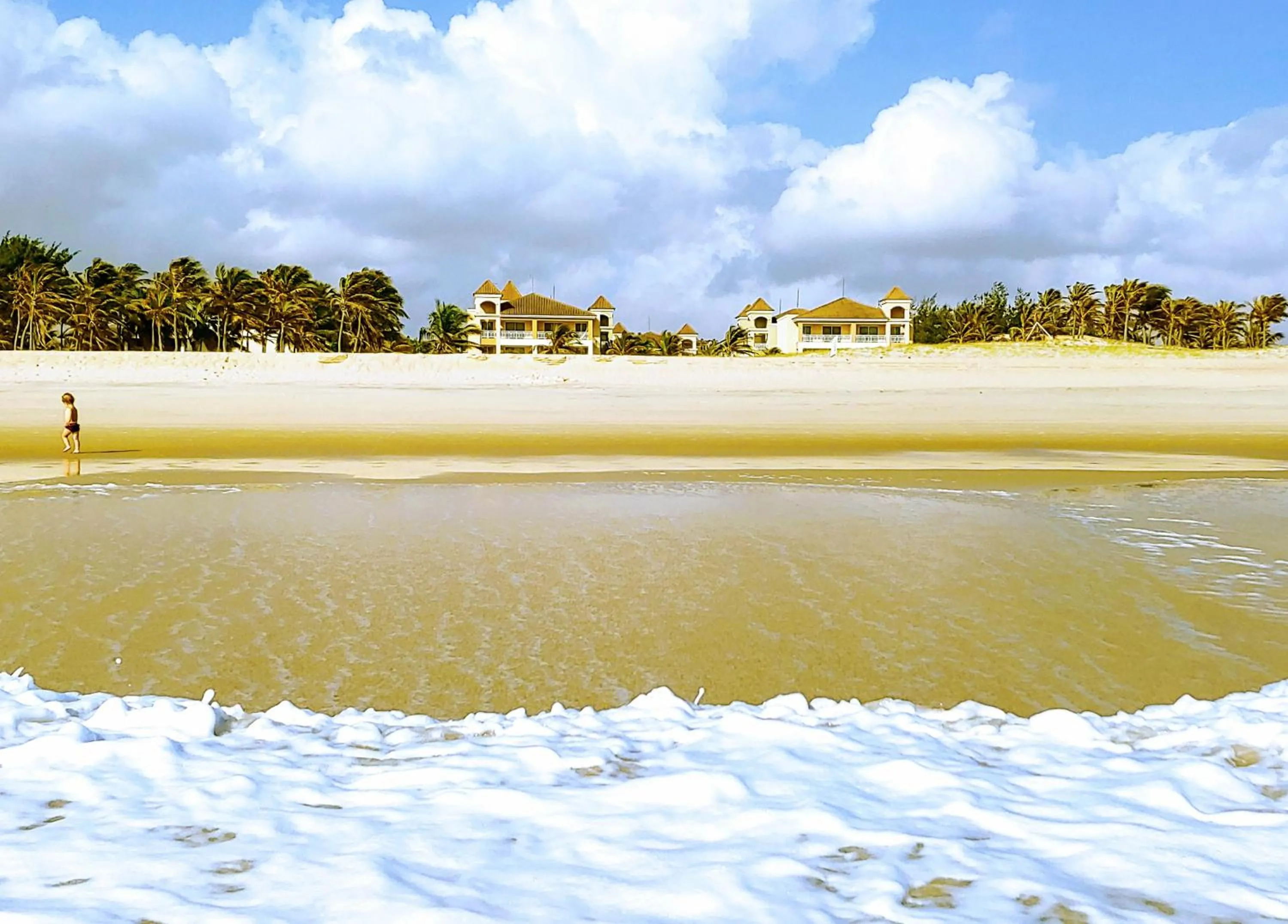 Facade/entrance in Atlantic Palace Family inn