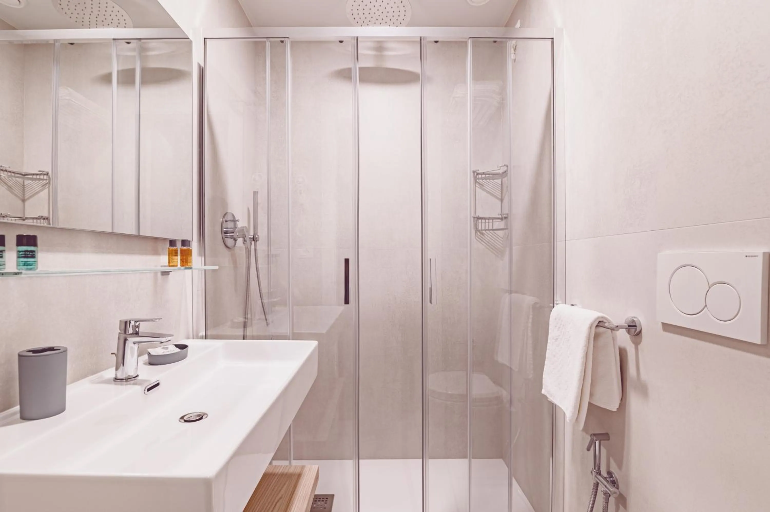 Bathroom in Hotel Cesare Augustus