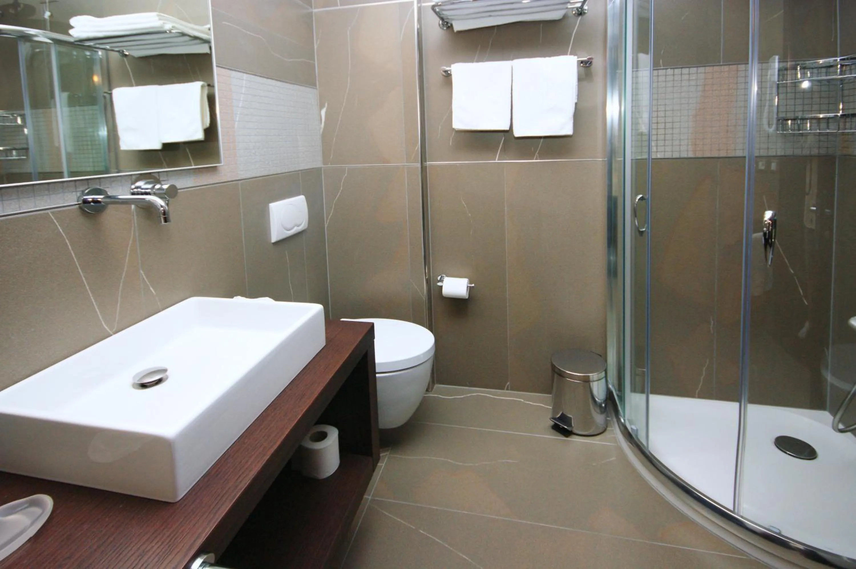 Bathroom in Hotel Cesare Augustus