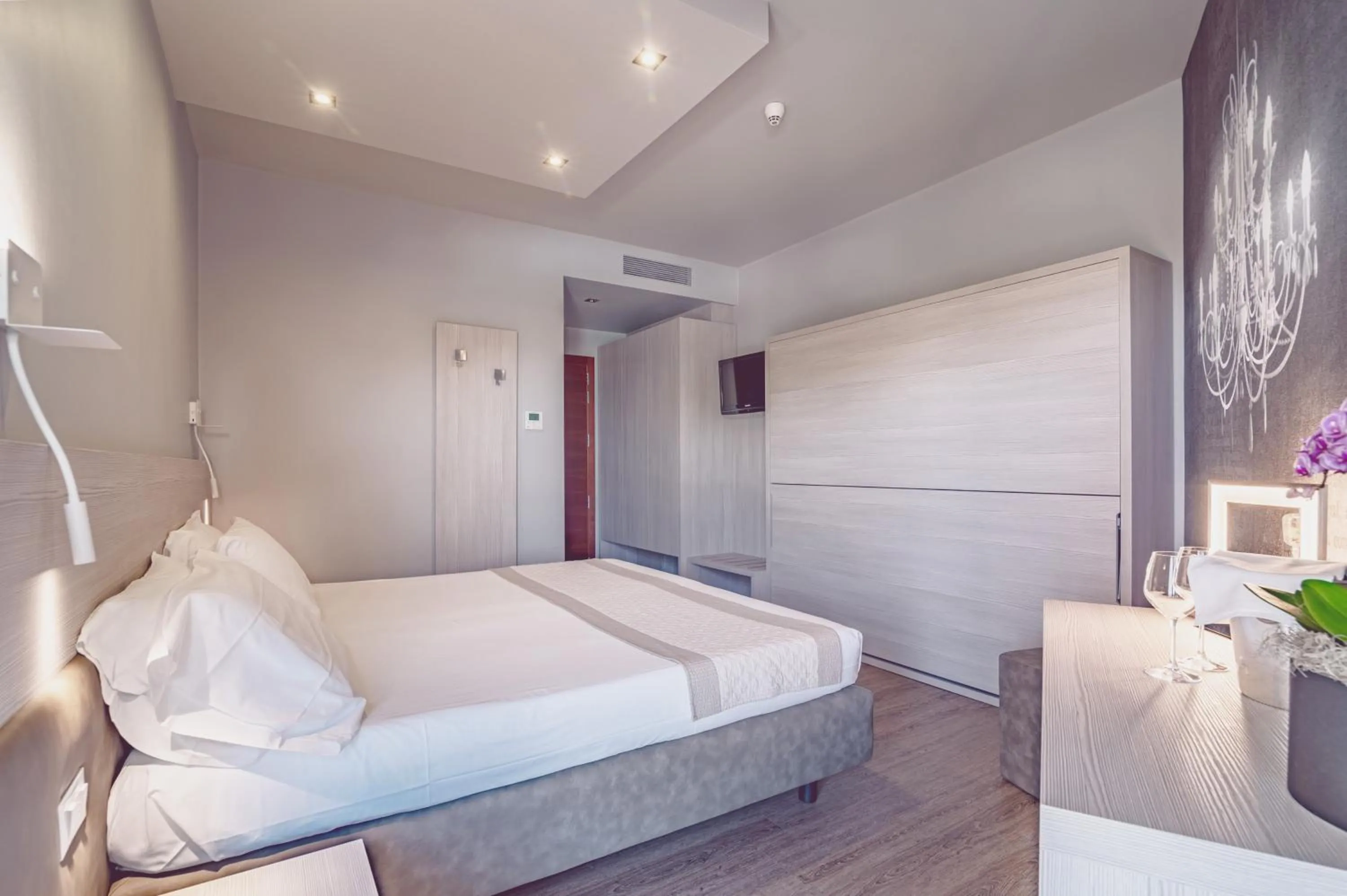 Bedroom, Bed in Hotel Cesare Augustus