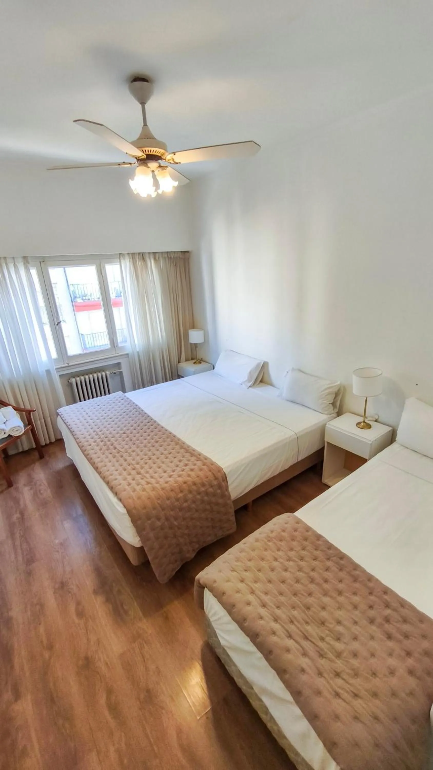 Bed in Argentino Hotel