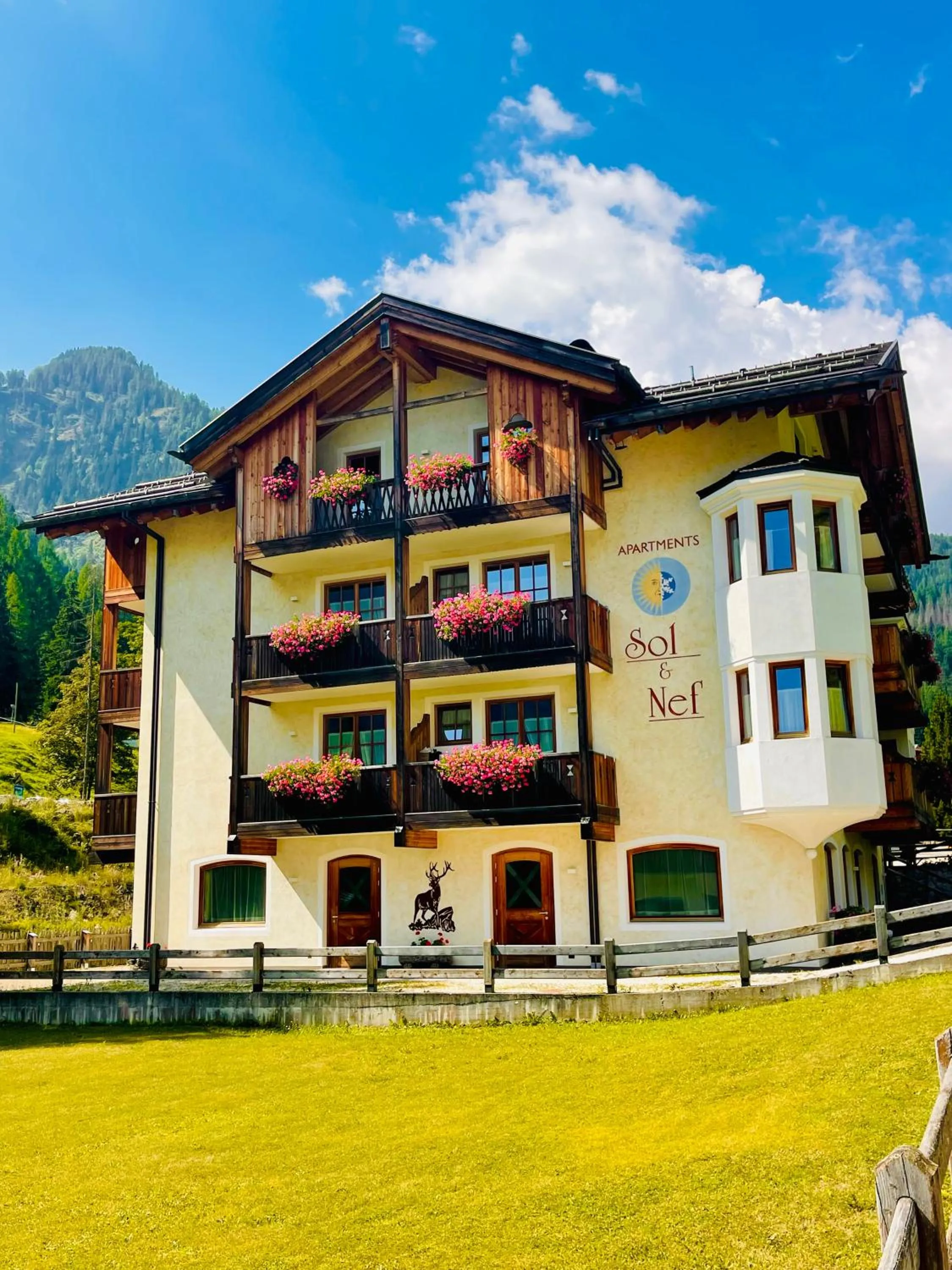 Property building in Apartments Sol E Nef