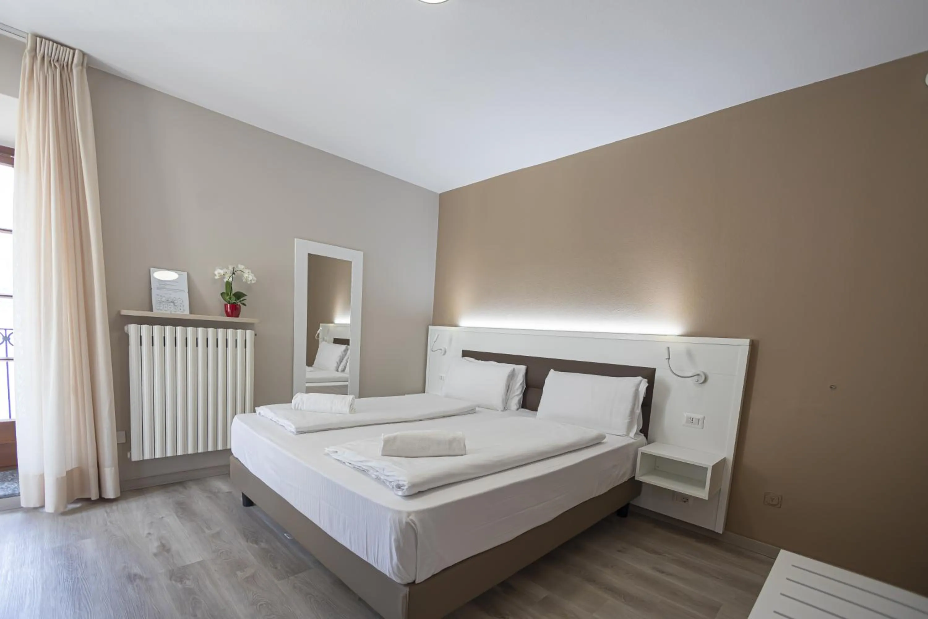 Photo of the whole room, Bed in LVG Hotel Collection - Il Portico