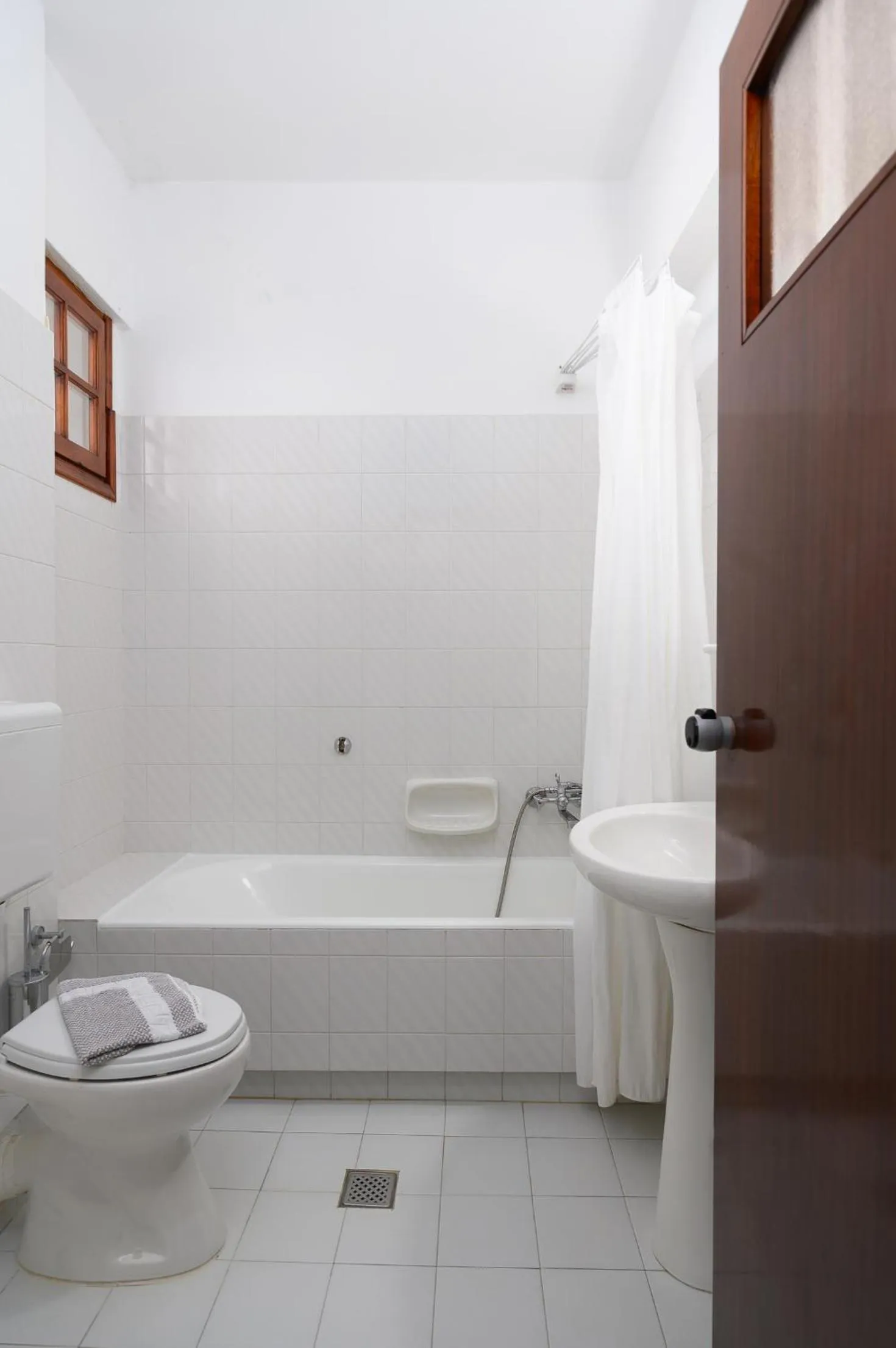 Bathroom in Anthos Apartments