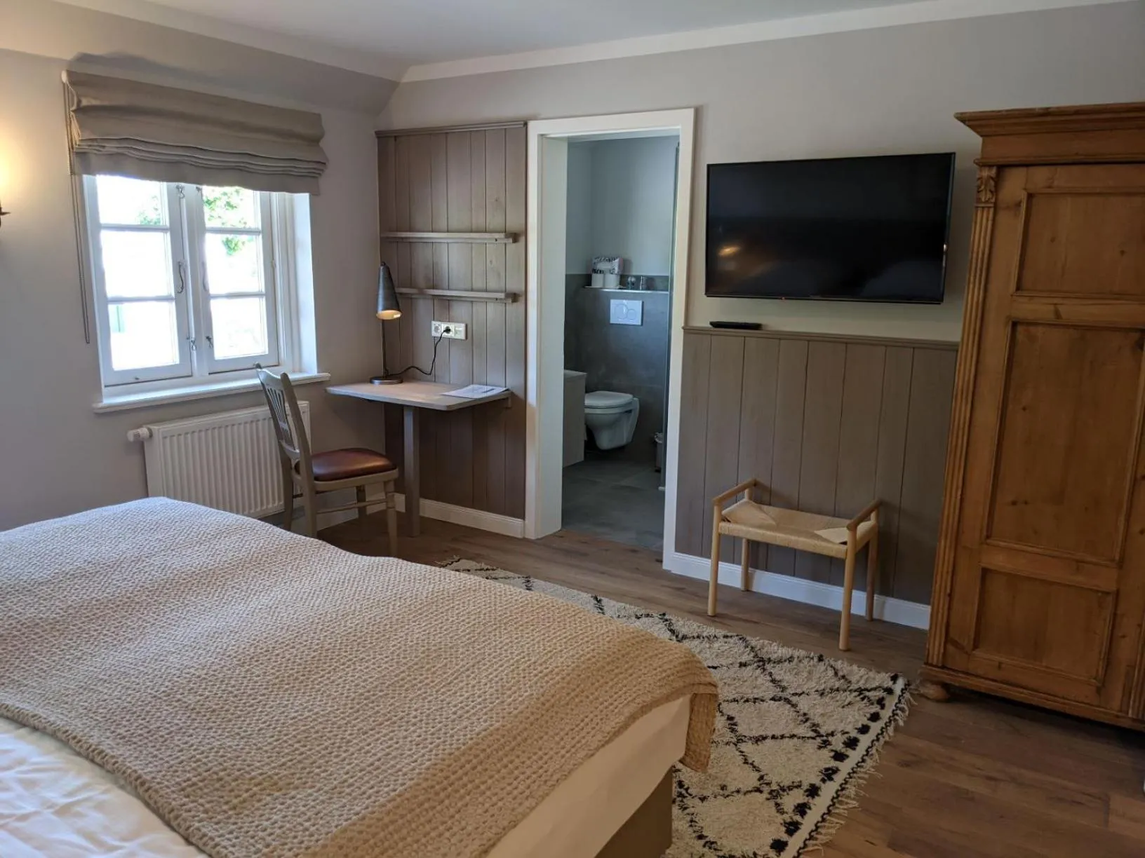 Photo of the whole room, Bed in Tetens Gasthof