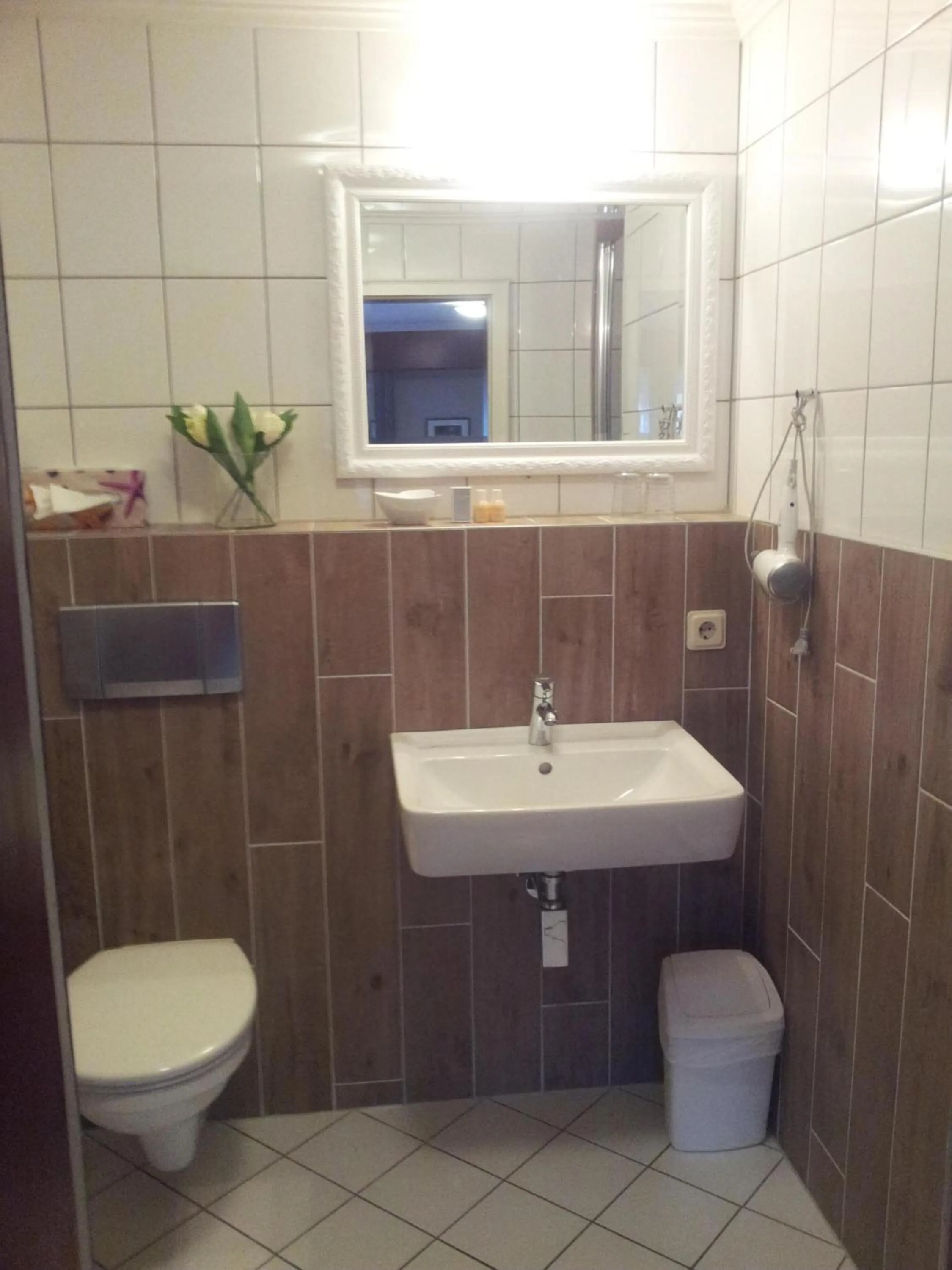 Bathroom in Tetens Gasthof