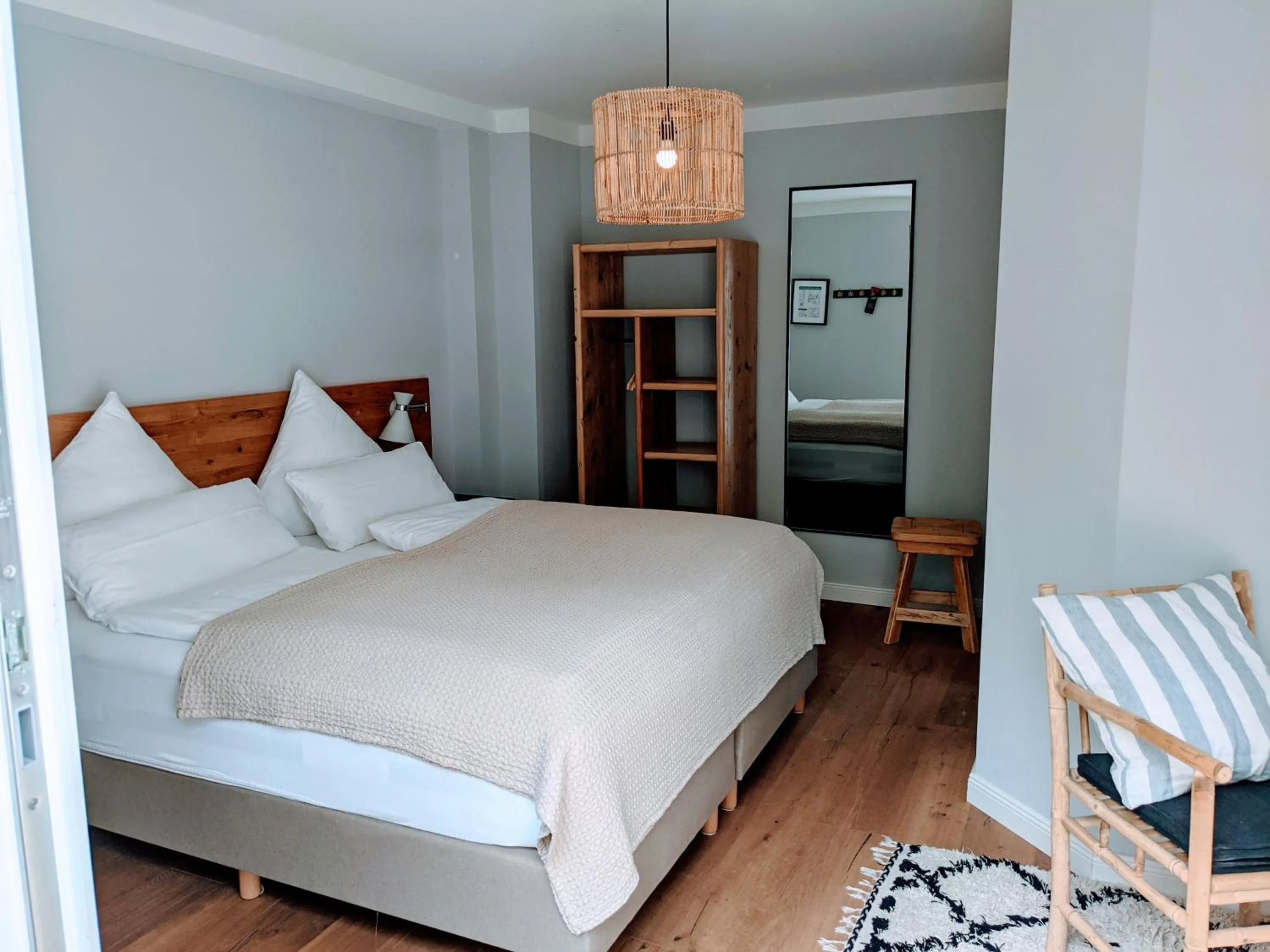 Photo of the whole room, Bed in Tetens Gasthof