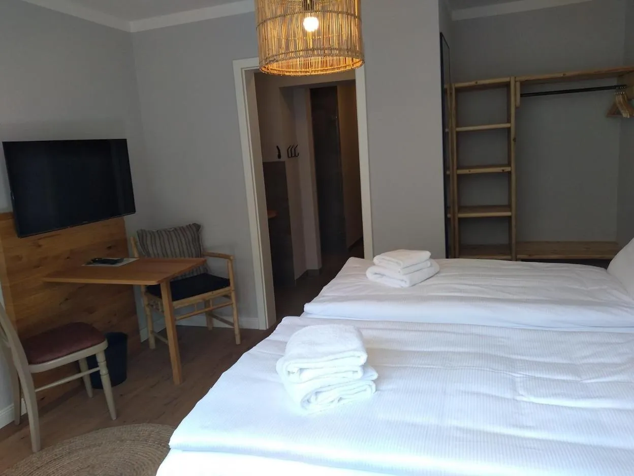 Photo of the whole room, Bed in Tetens Gasthof
