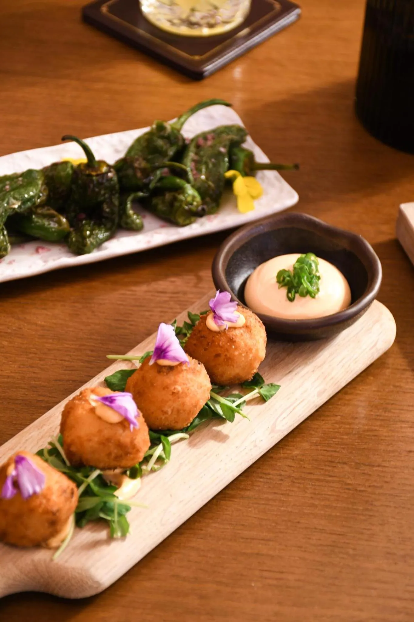 Restaurant/places to eat in Melia White House Hotel