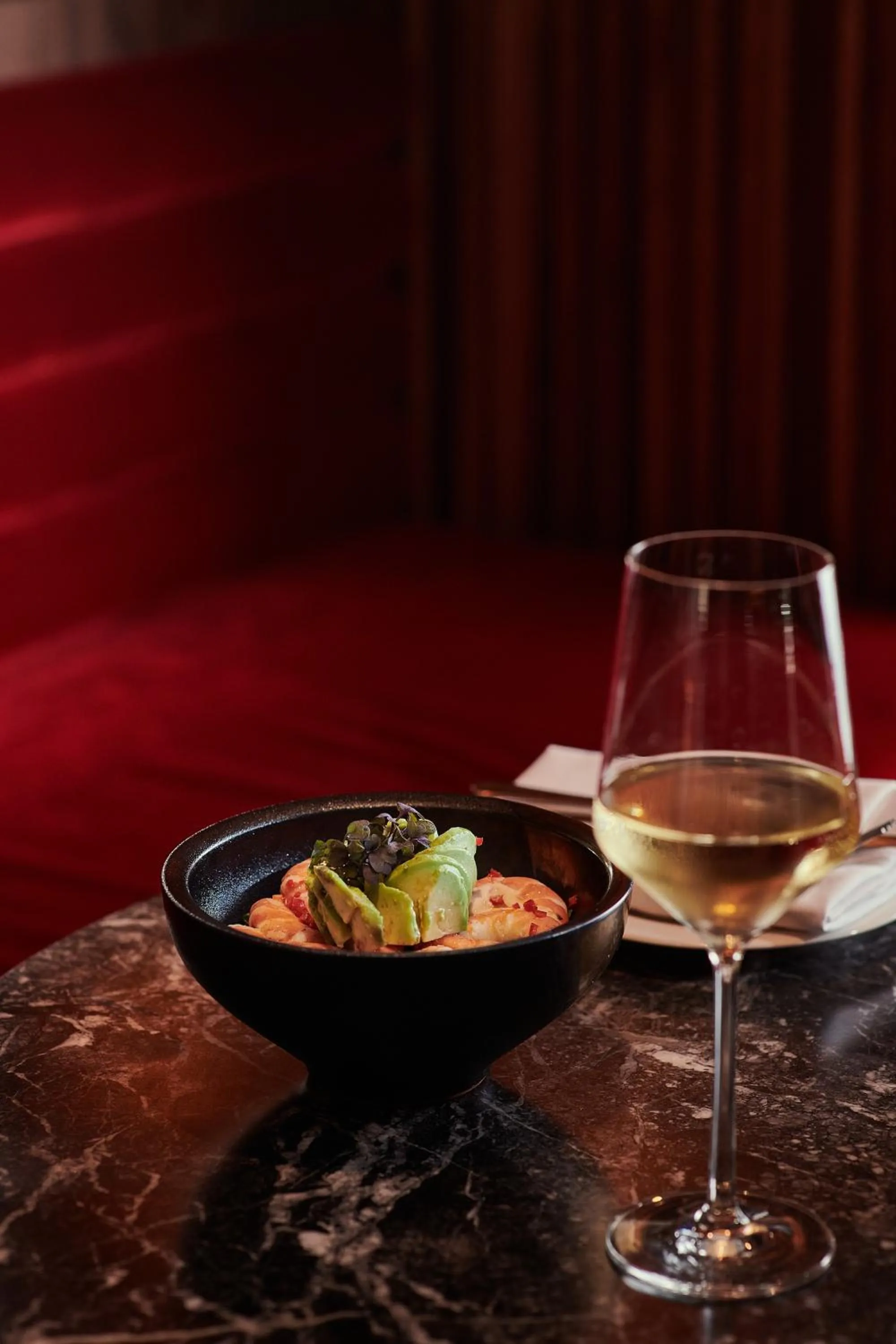 Food and drinks in Melia White House Hotel