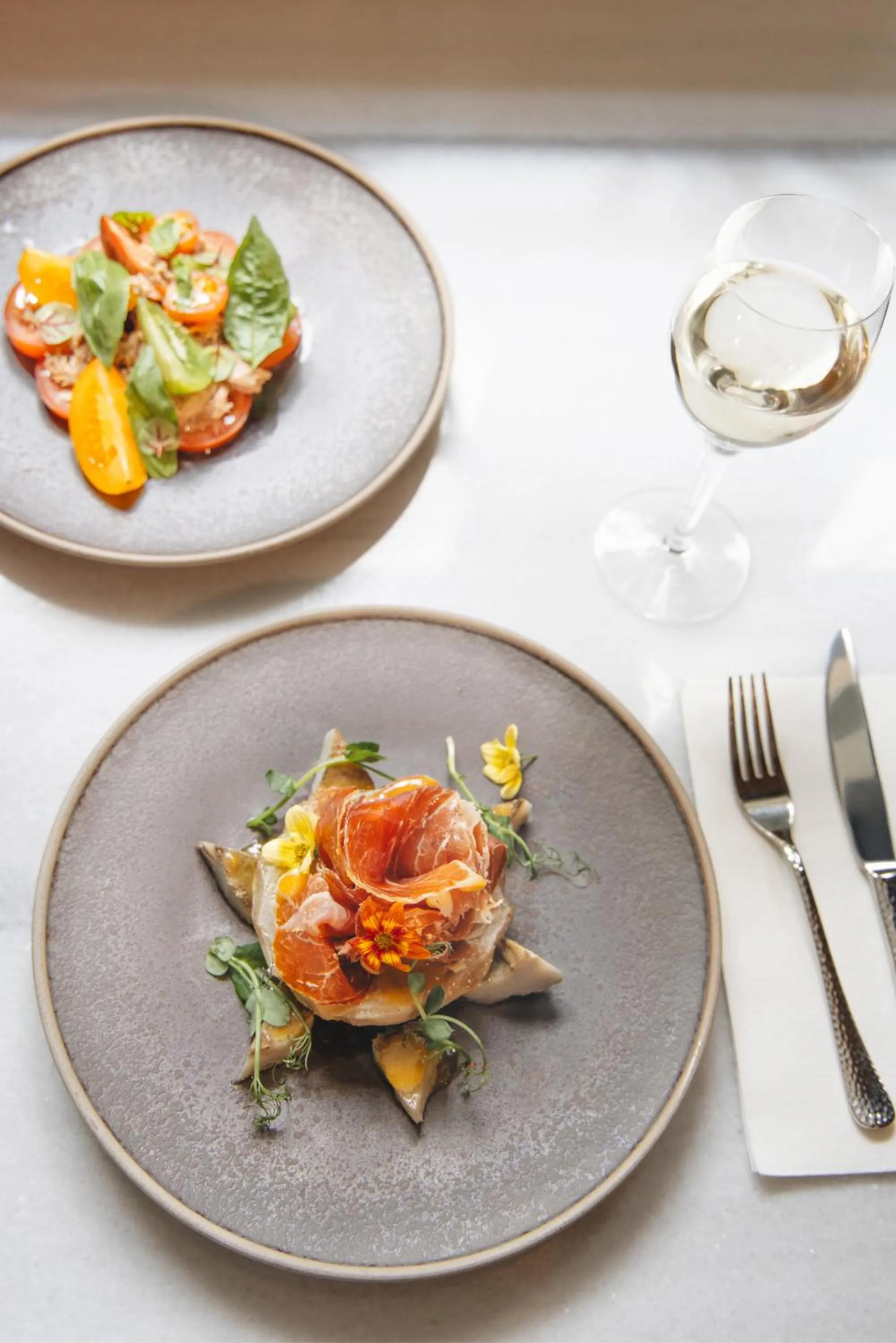 Food in Melia White House Hotel