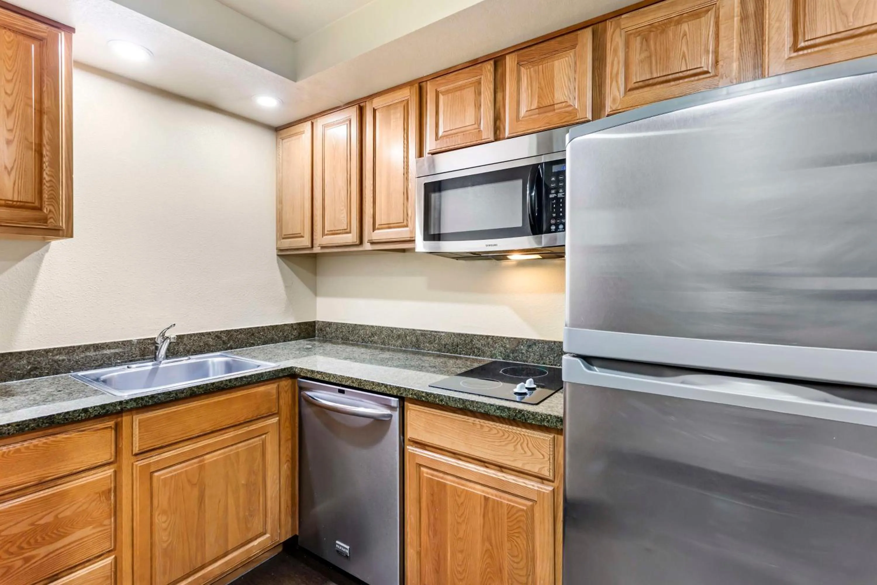 Bedroom in Best Western Elko Inn