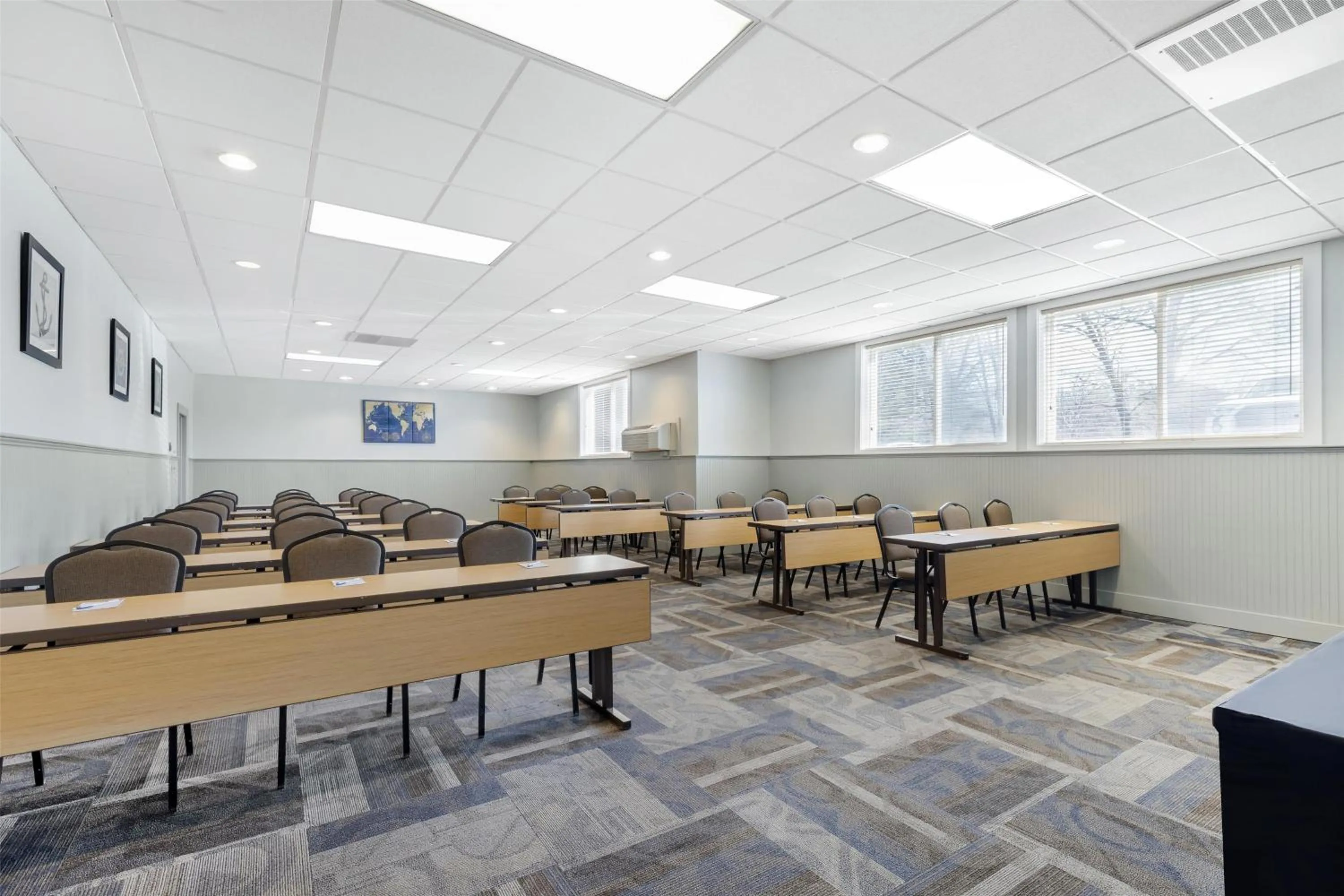 Meeting/conference room in Best Western Plus Windjammer Inn & Conference Center