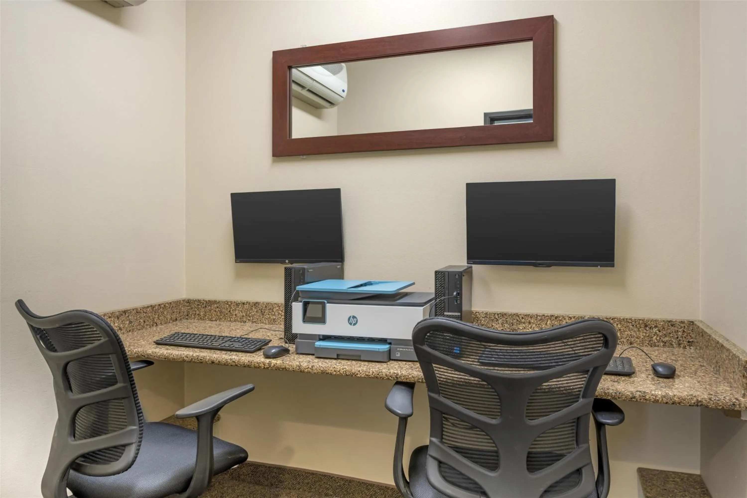 Business facilities in Best Western Bronco Inn