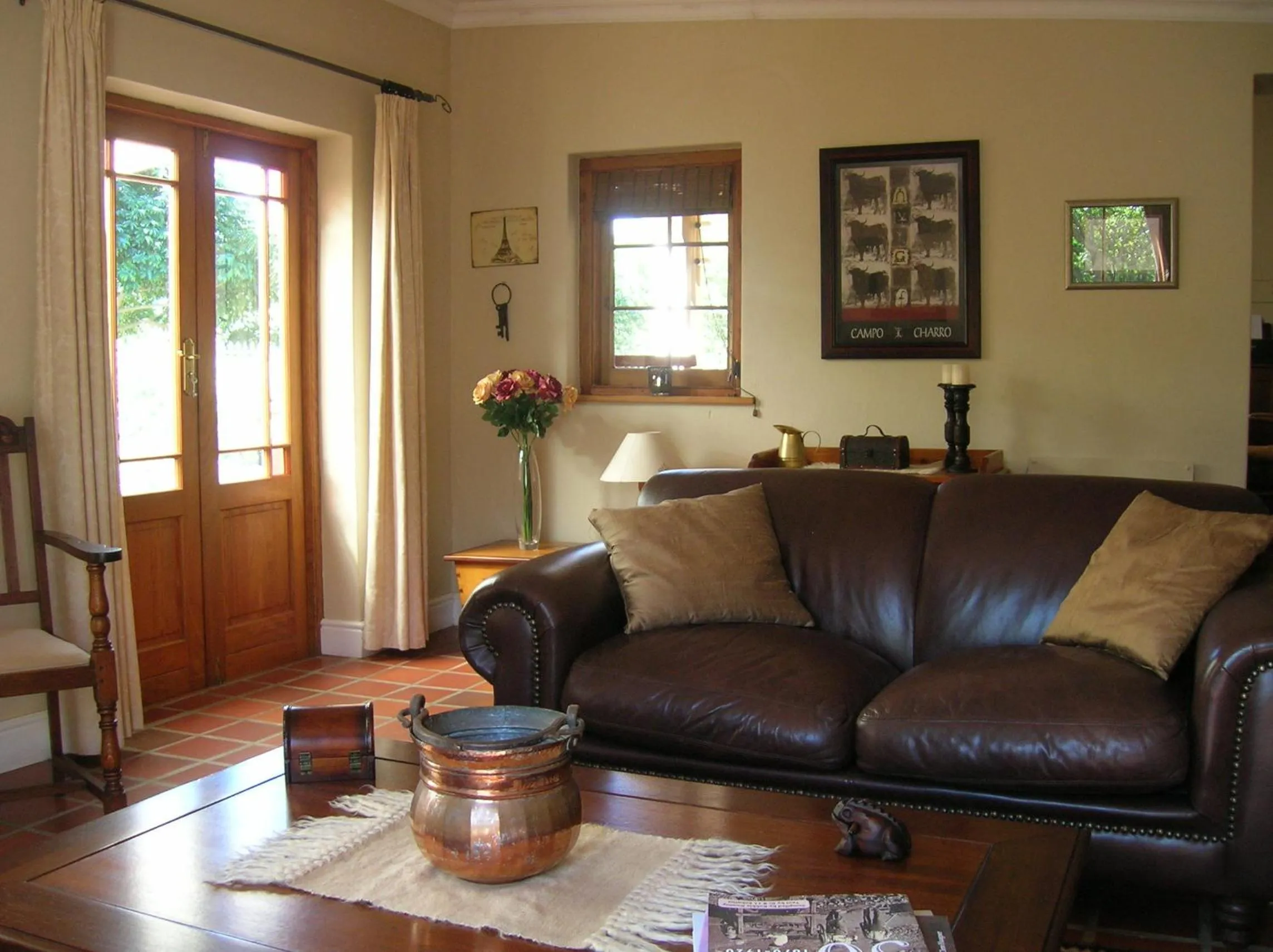 Communal lounge/ TV room in The Old Trading Post