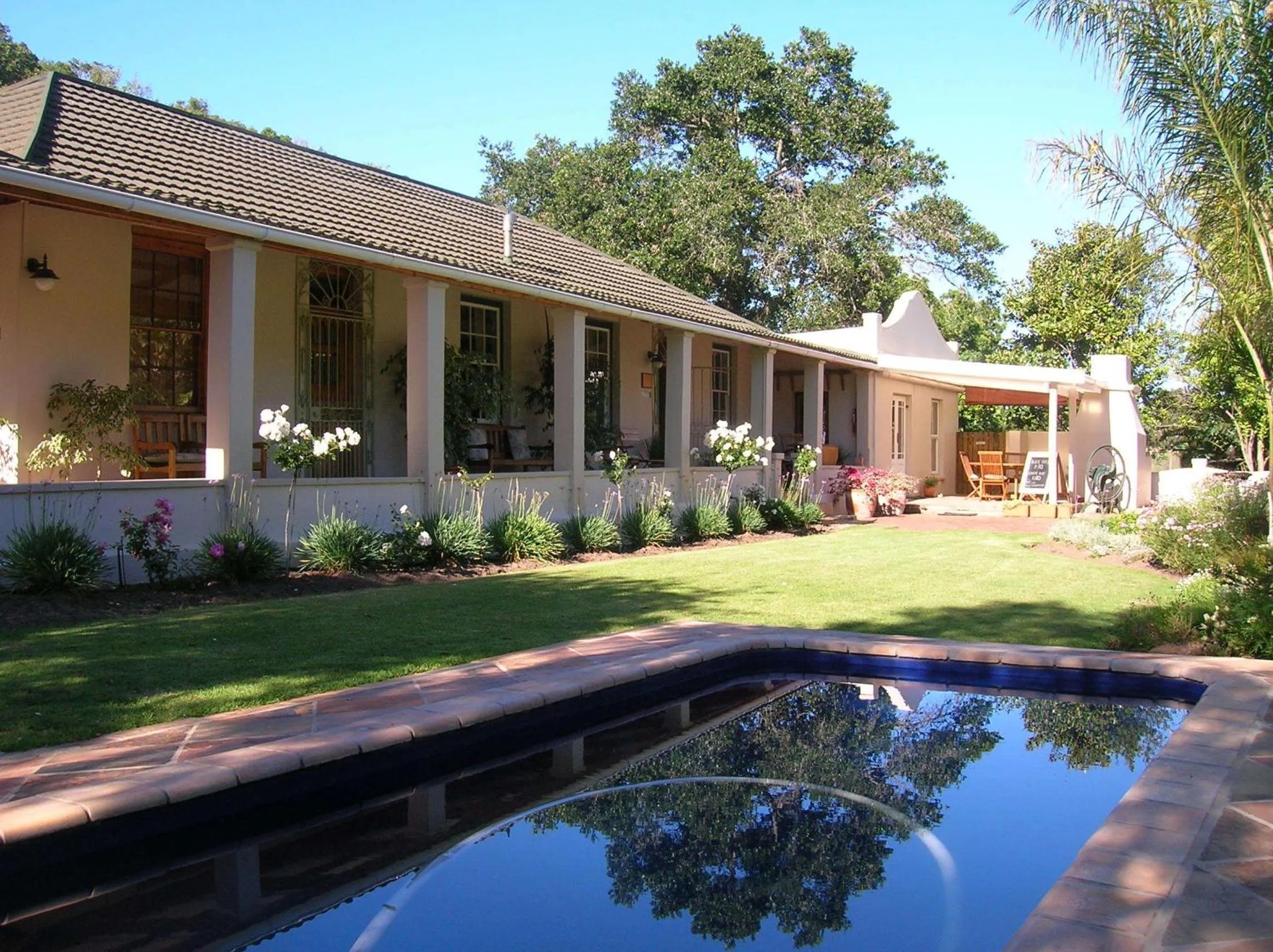 Facade/entrance in The Old Trading Post