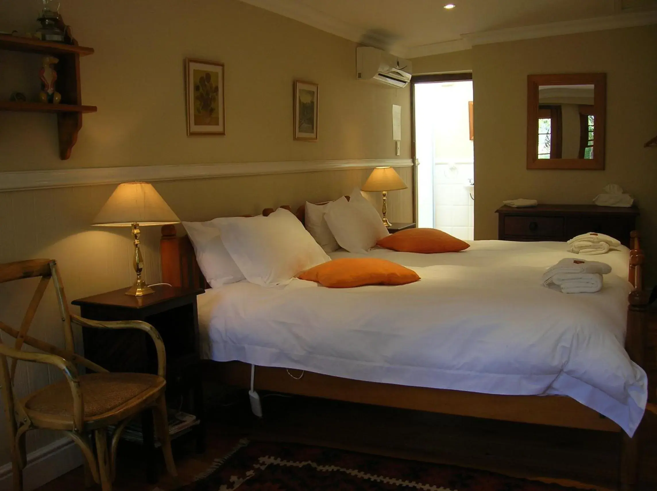 Twin Room - single occupancy in The Old Trading Post Twin Room - single occupancy in The Old Trading Post