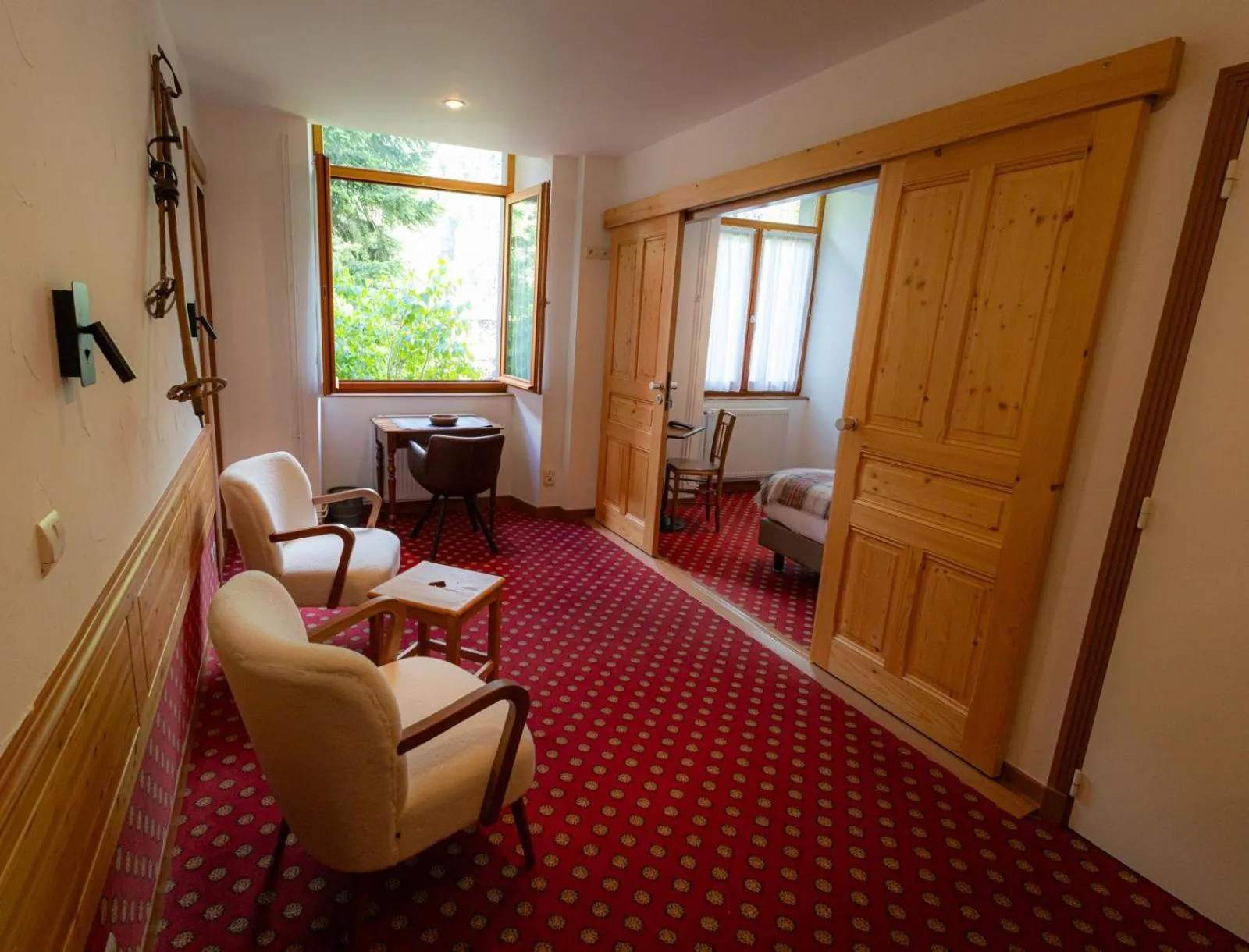 Photo of the whole room in Chateau De La Muzelle