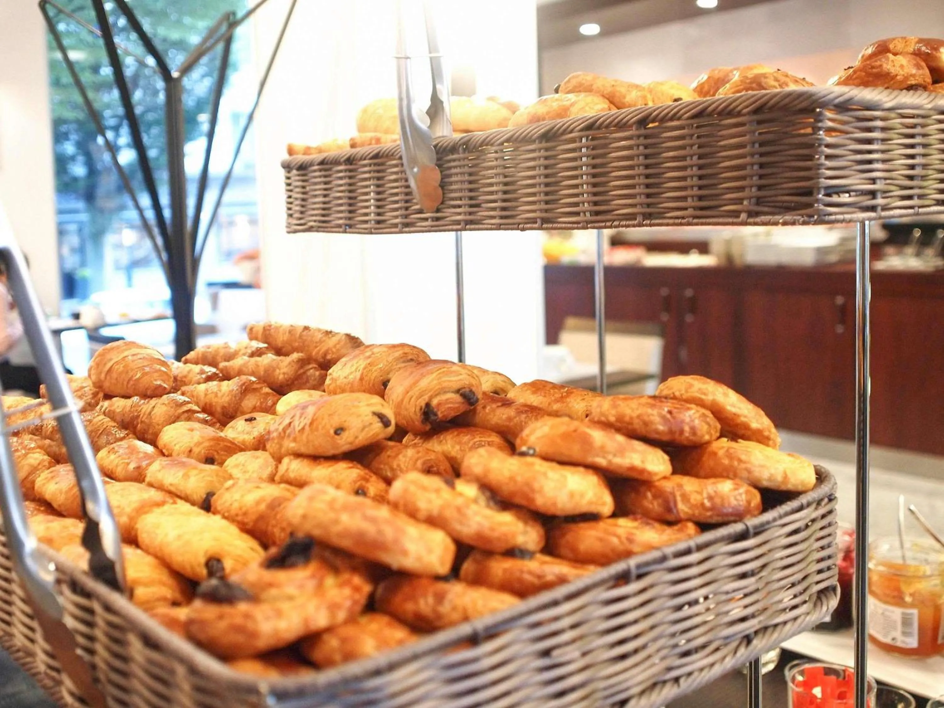 Restaurant/places to eat in Novotel SPA Rennes Centre Gare