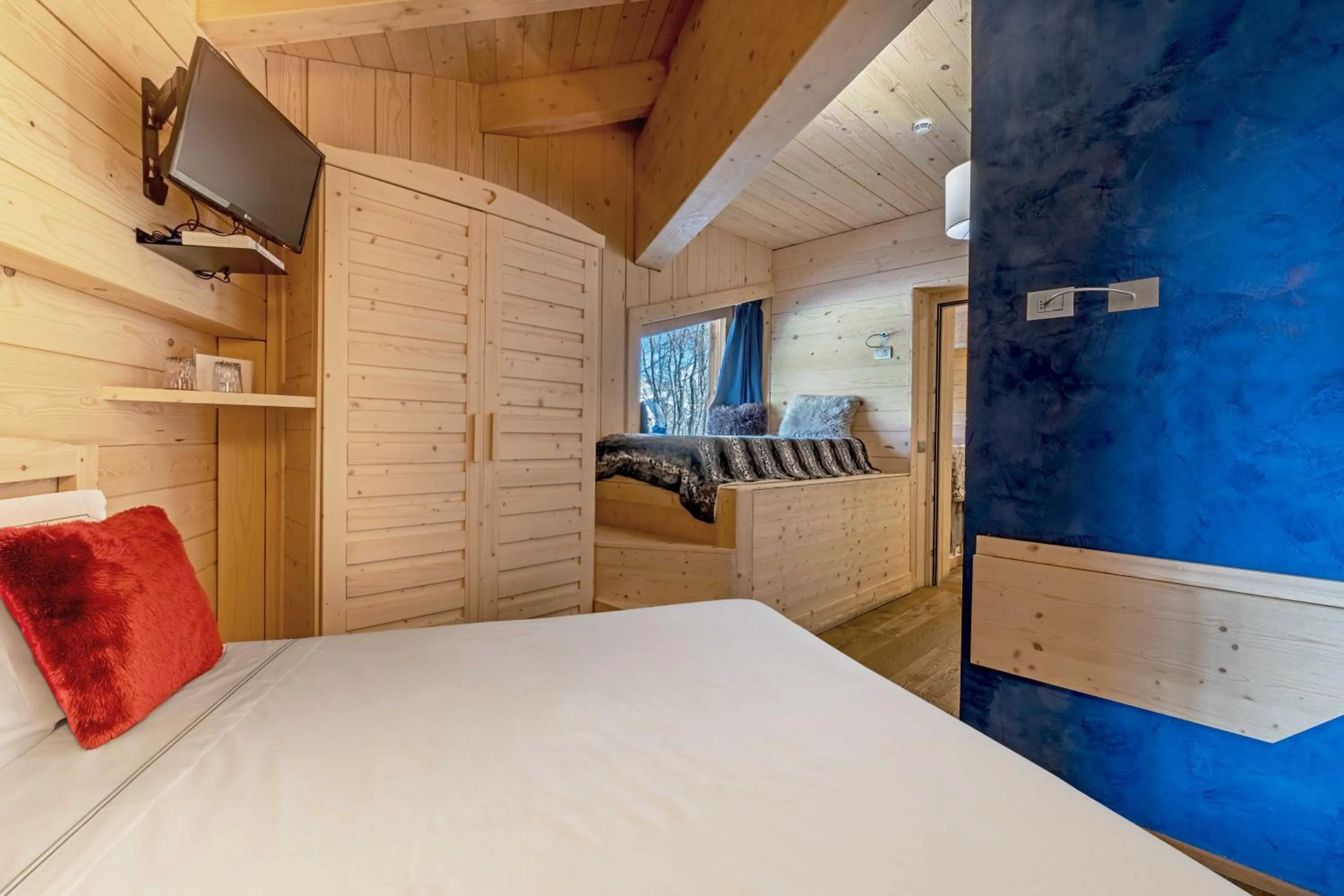Bed in Chalet Morel 1586 Hotel & Spa