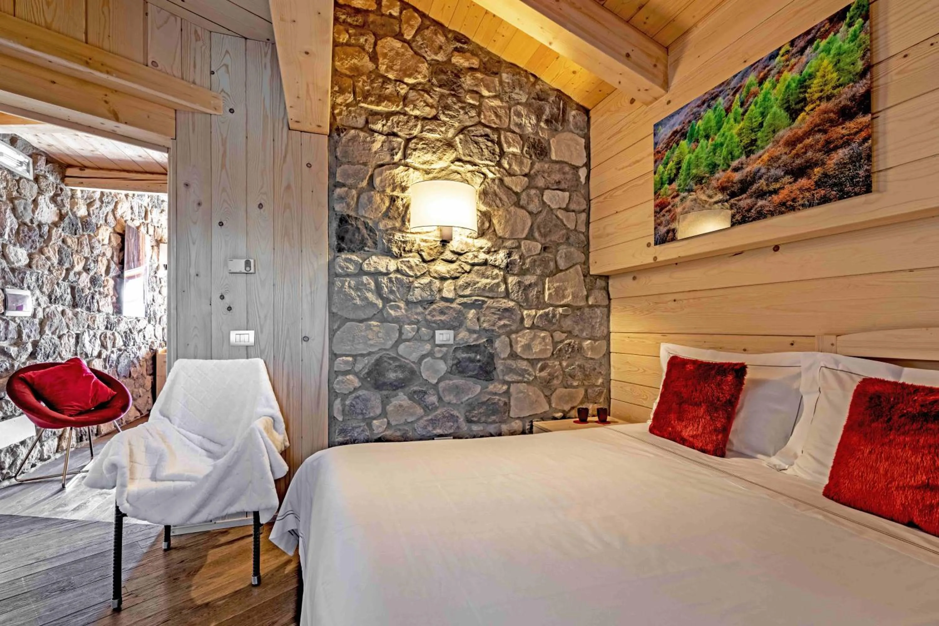 Bed in Chalet Morel 1586 Hotel & Spa