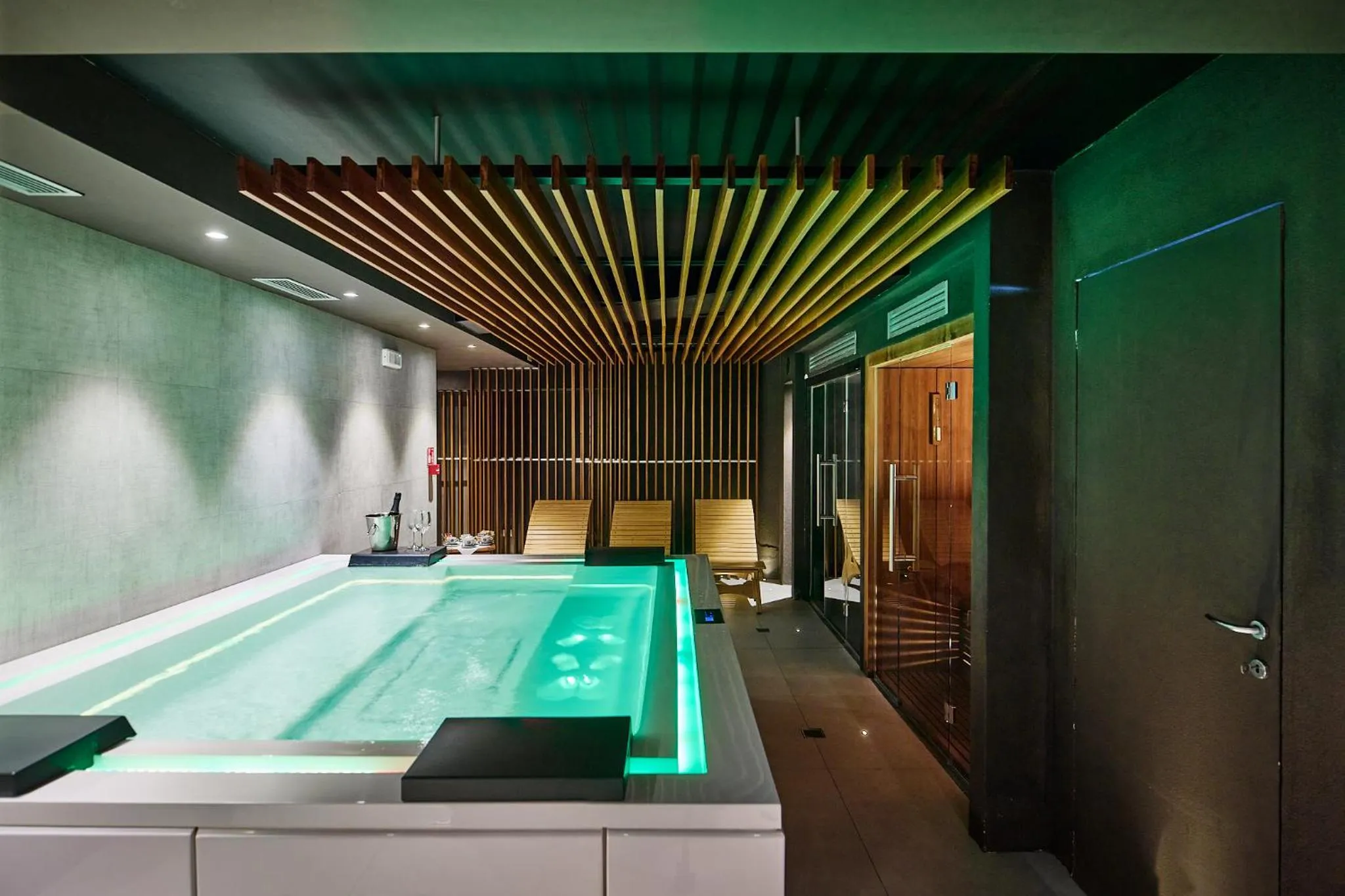 Spa and wellness centre/facilities in Chalet Morel 1586 Hotel & Spa