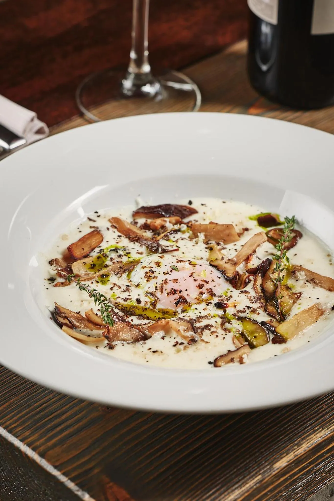 Food and drinks in Chalet Morel 1586 Hotel & Spa