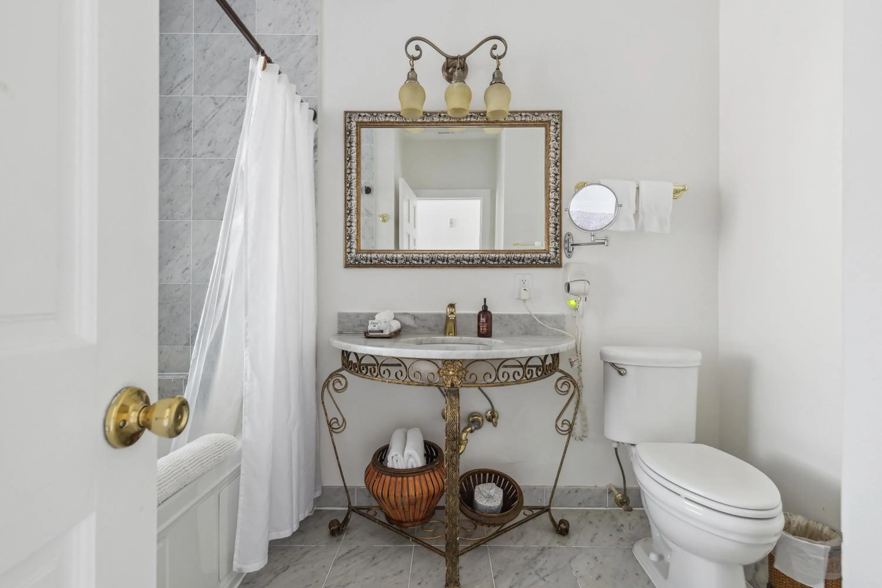 The Columbia Inn at Peralynna