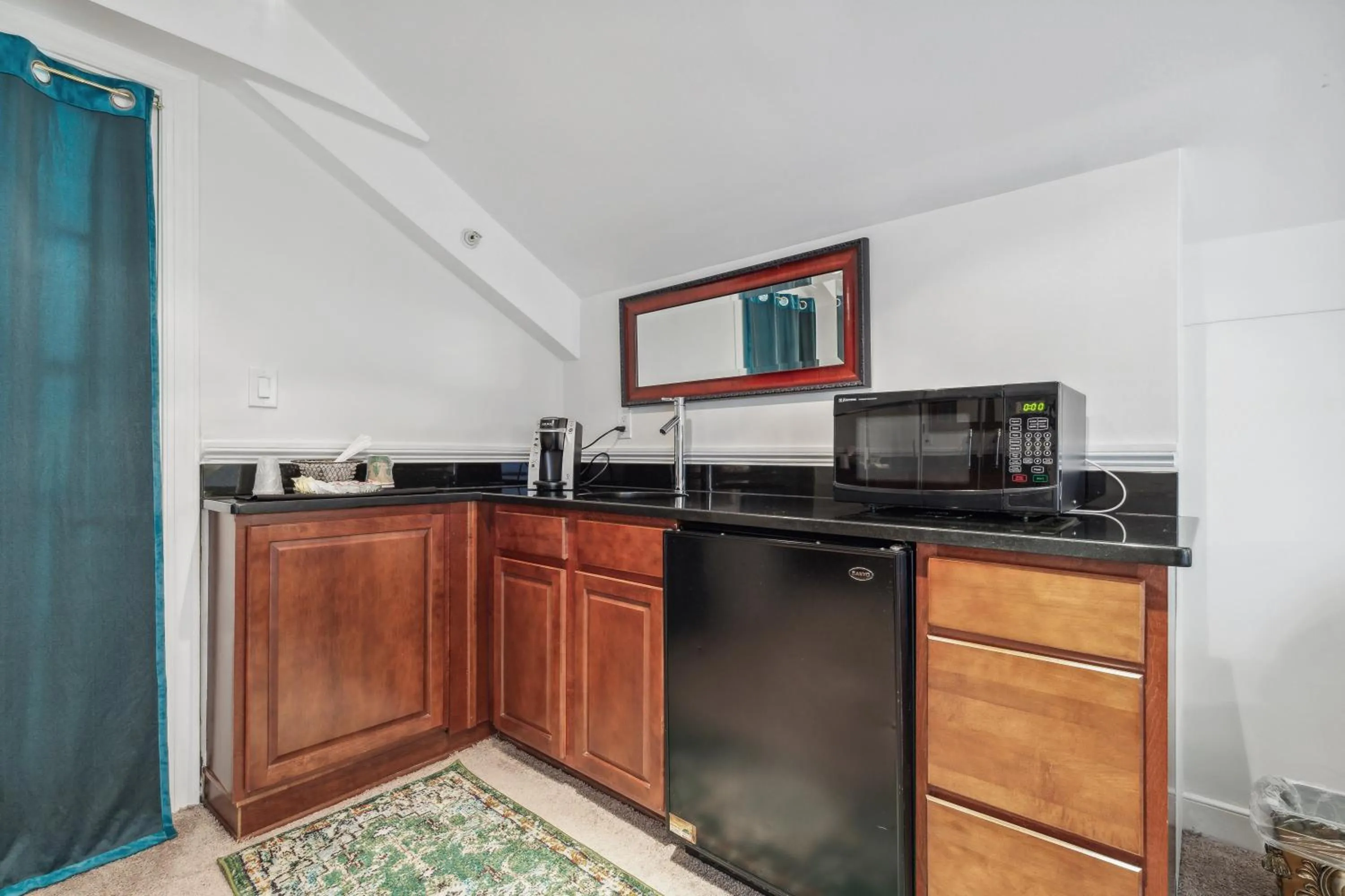 The Columbia Inn at Peralynna