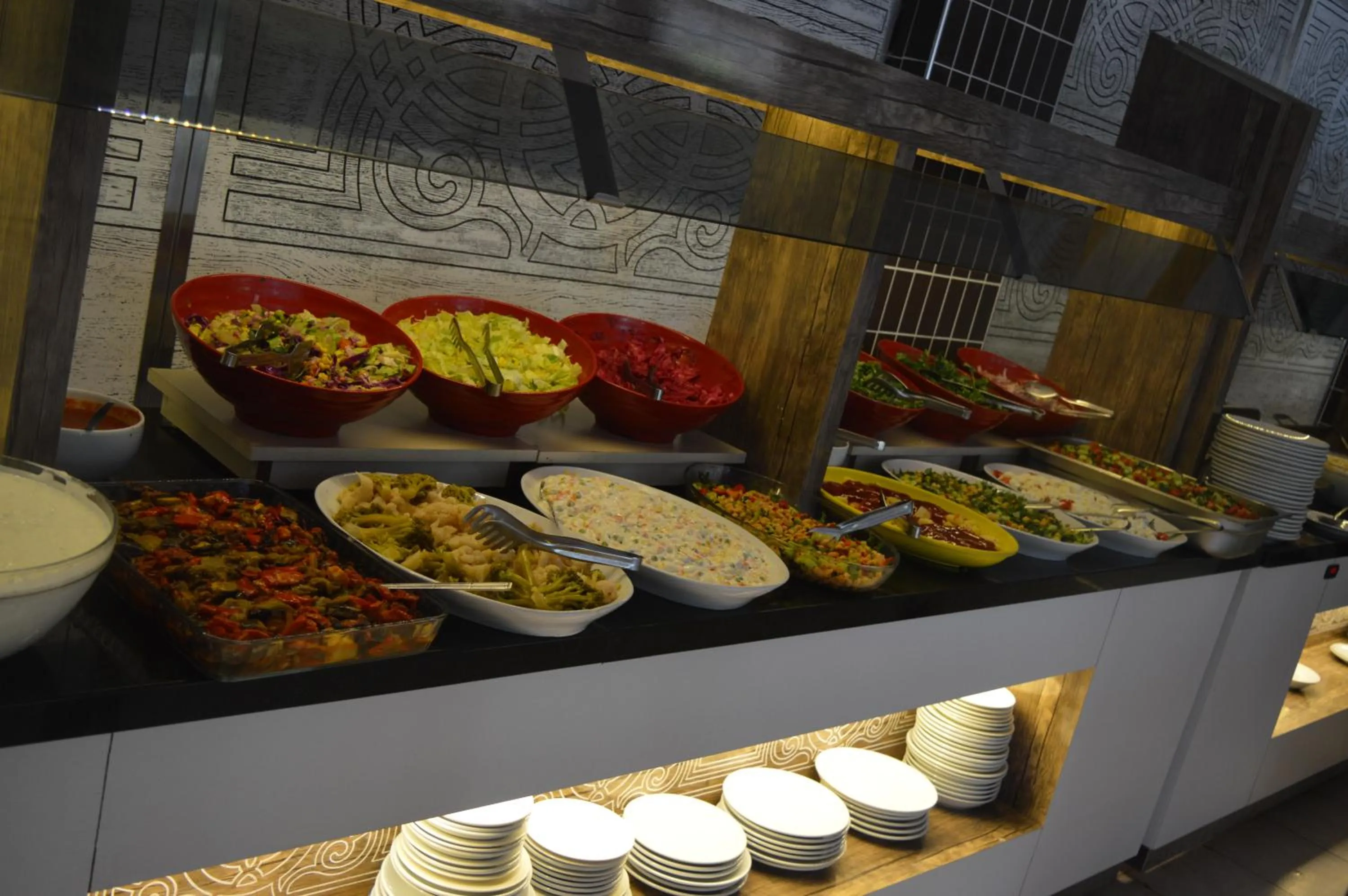 Restaurant/places to eat in Selinus Beach Club Hotel