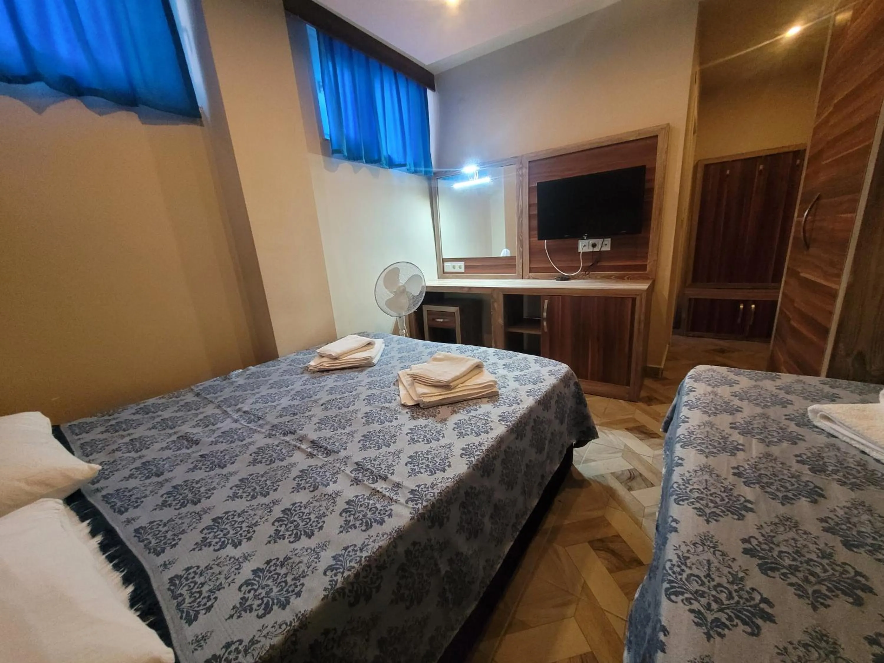 TV and multimedia in Selinus Beach Club Hotel