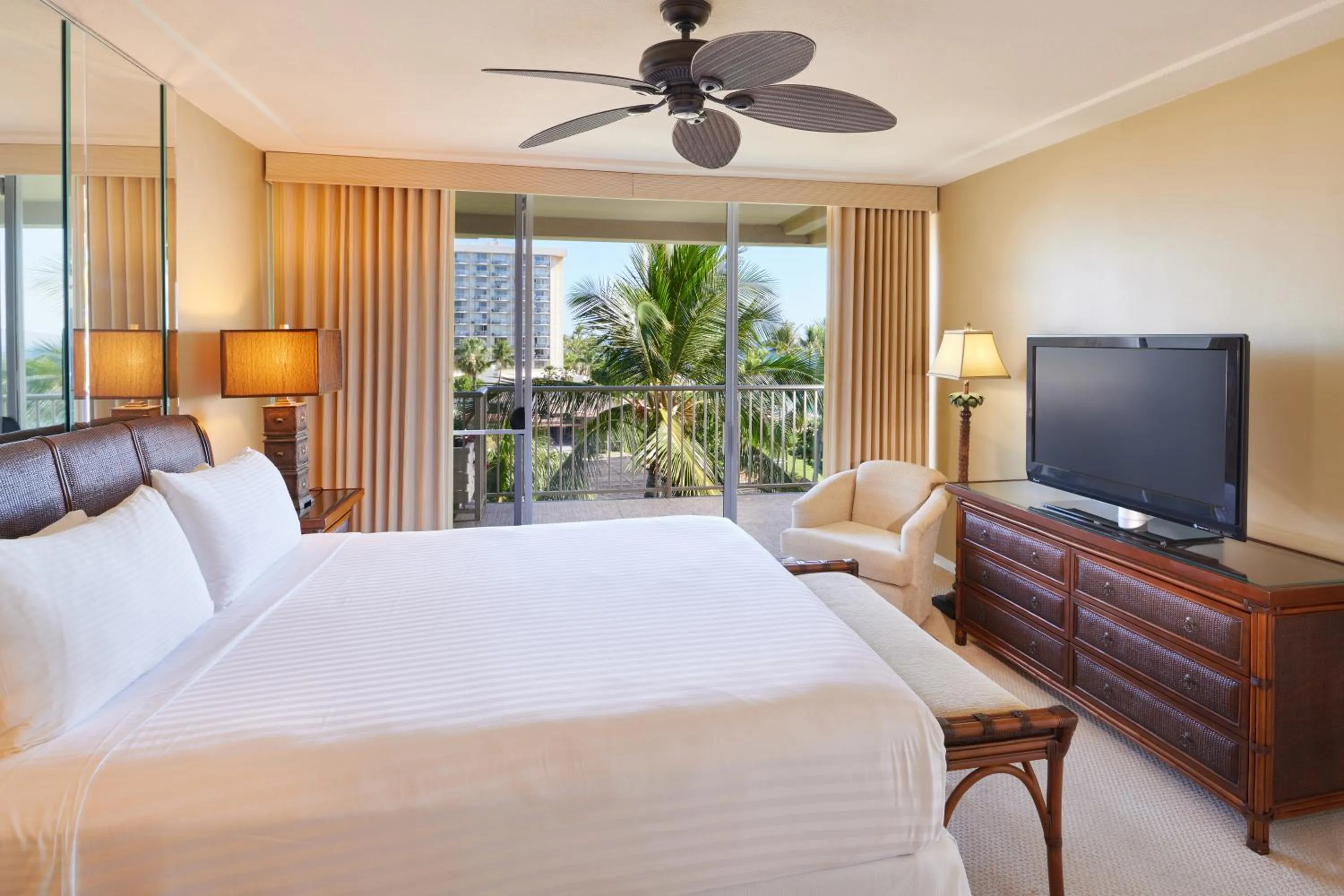 Bedroom, Bed in Aston at The Whaler on Kaanapali Beach